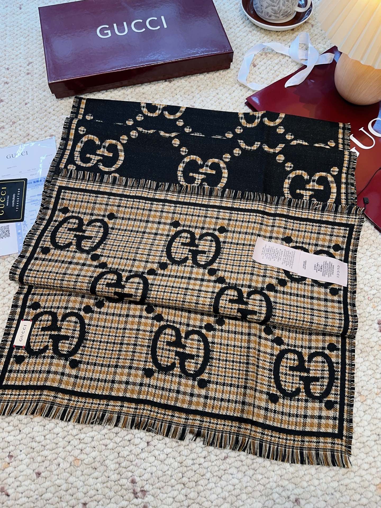 Gucci scarf