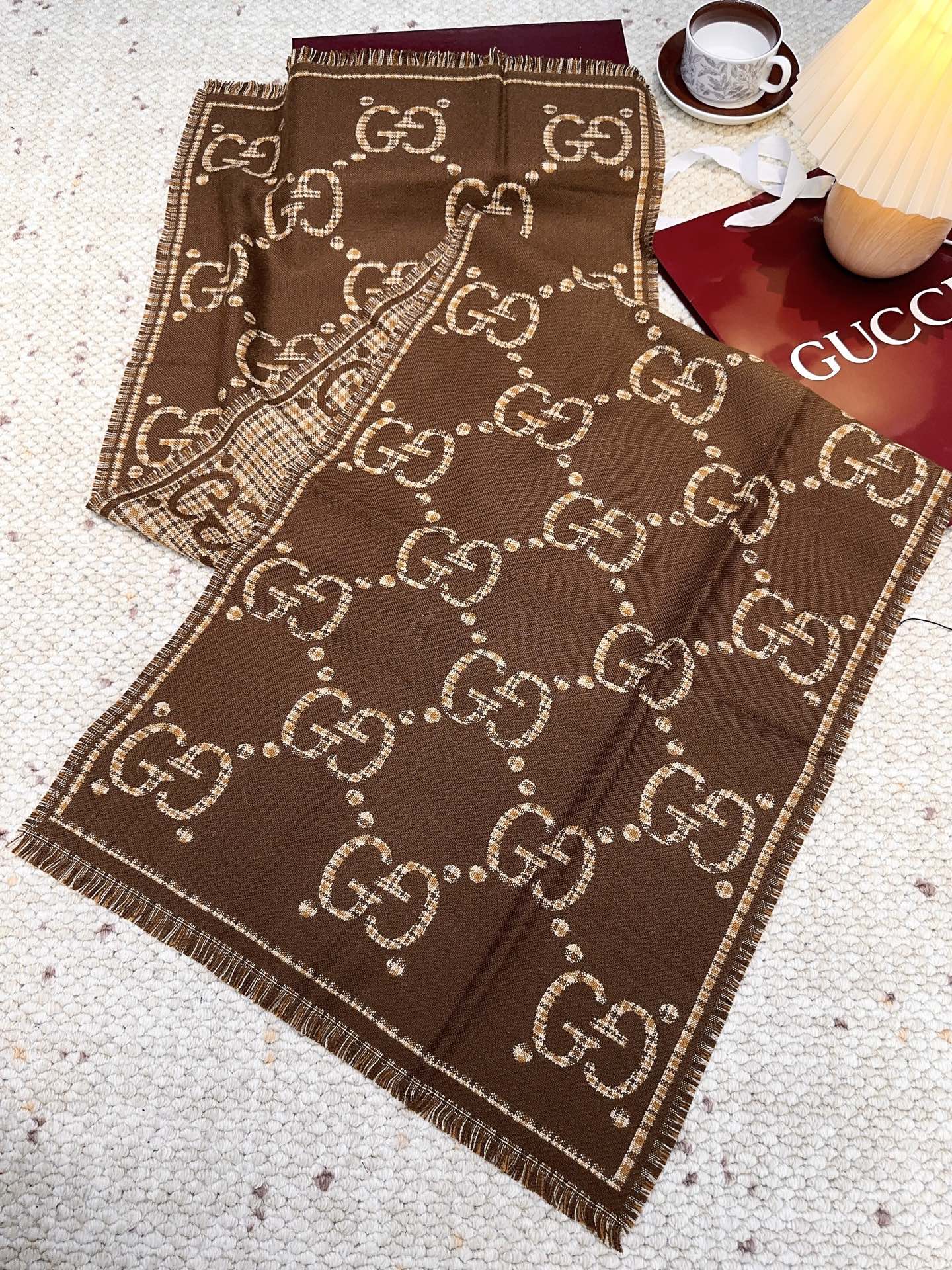 Gucci scarf