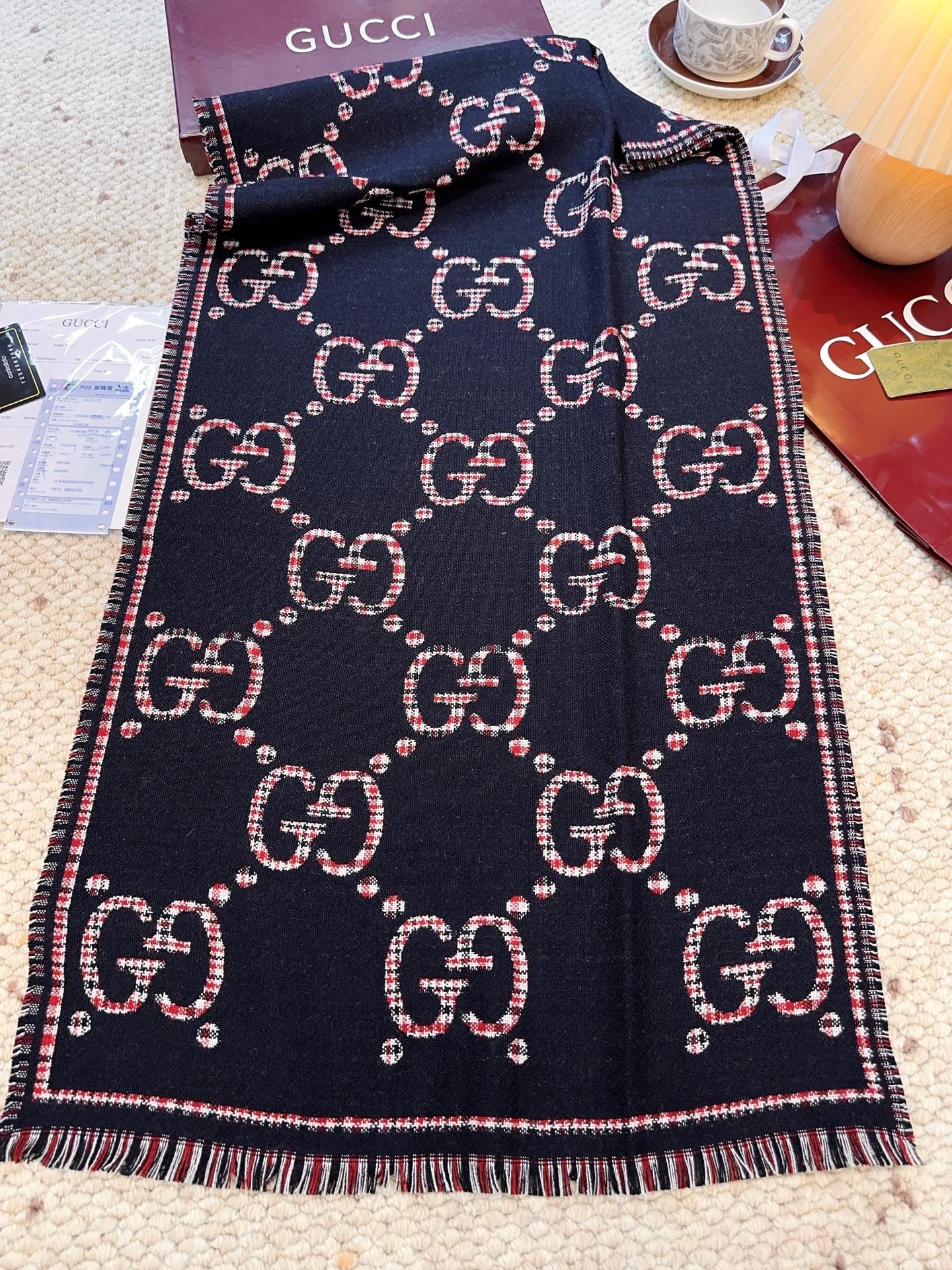 Gucci scarf