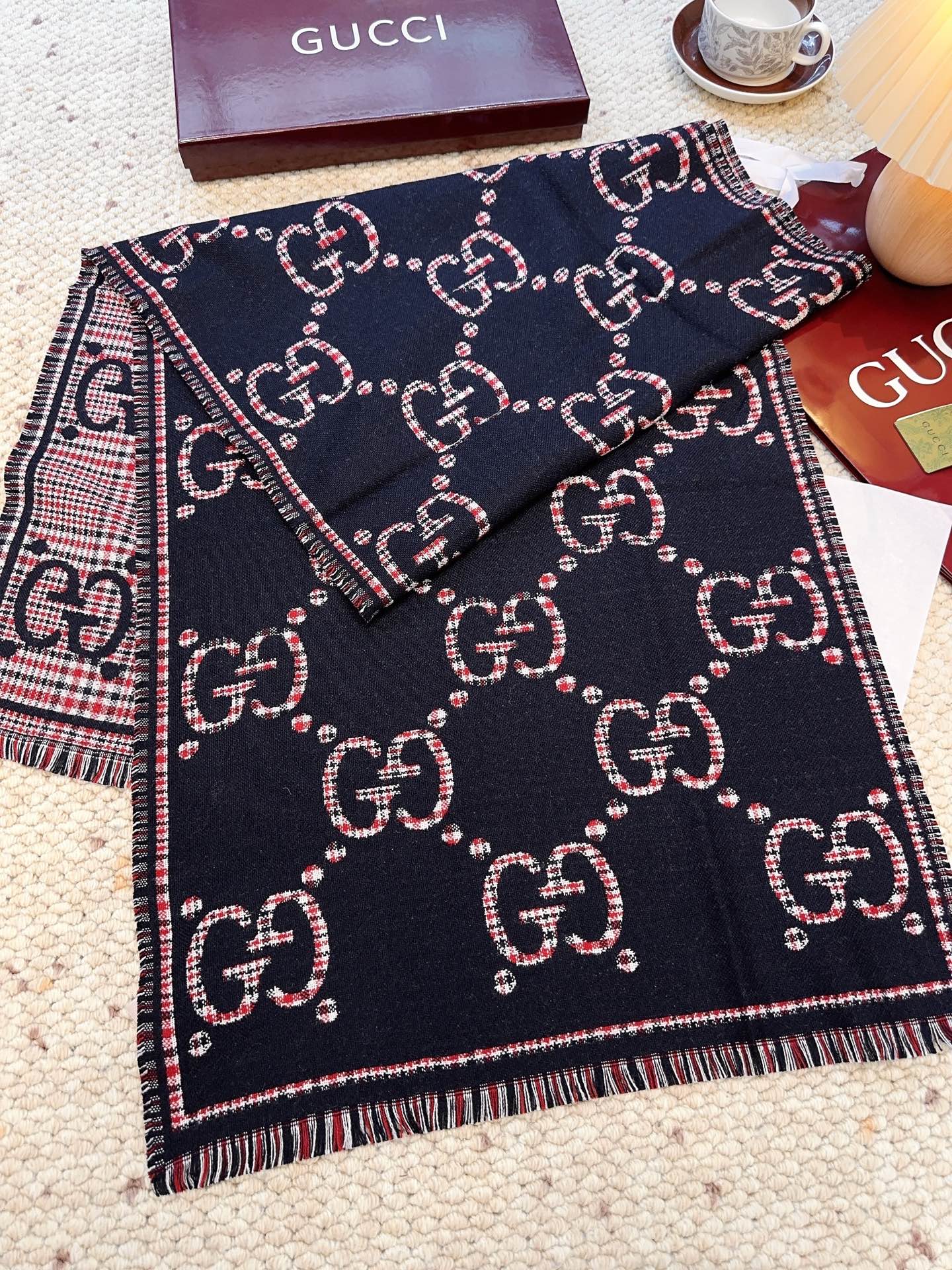 Gucci scarf