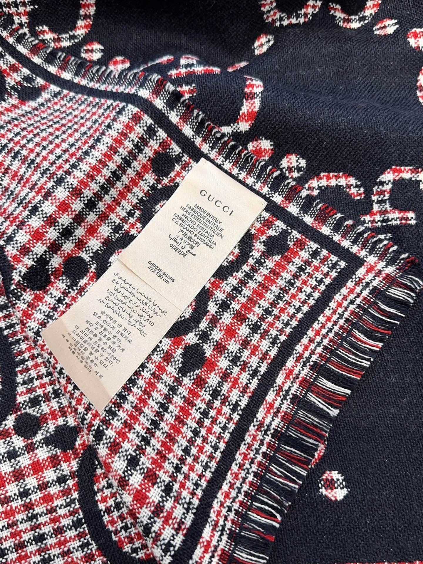 Gucci scarf