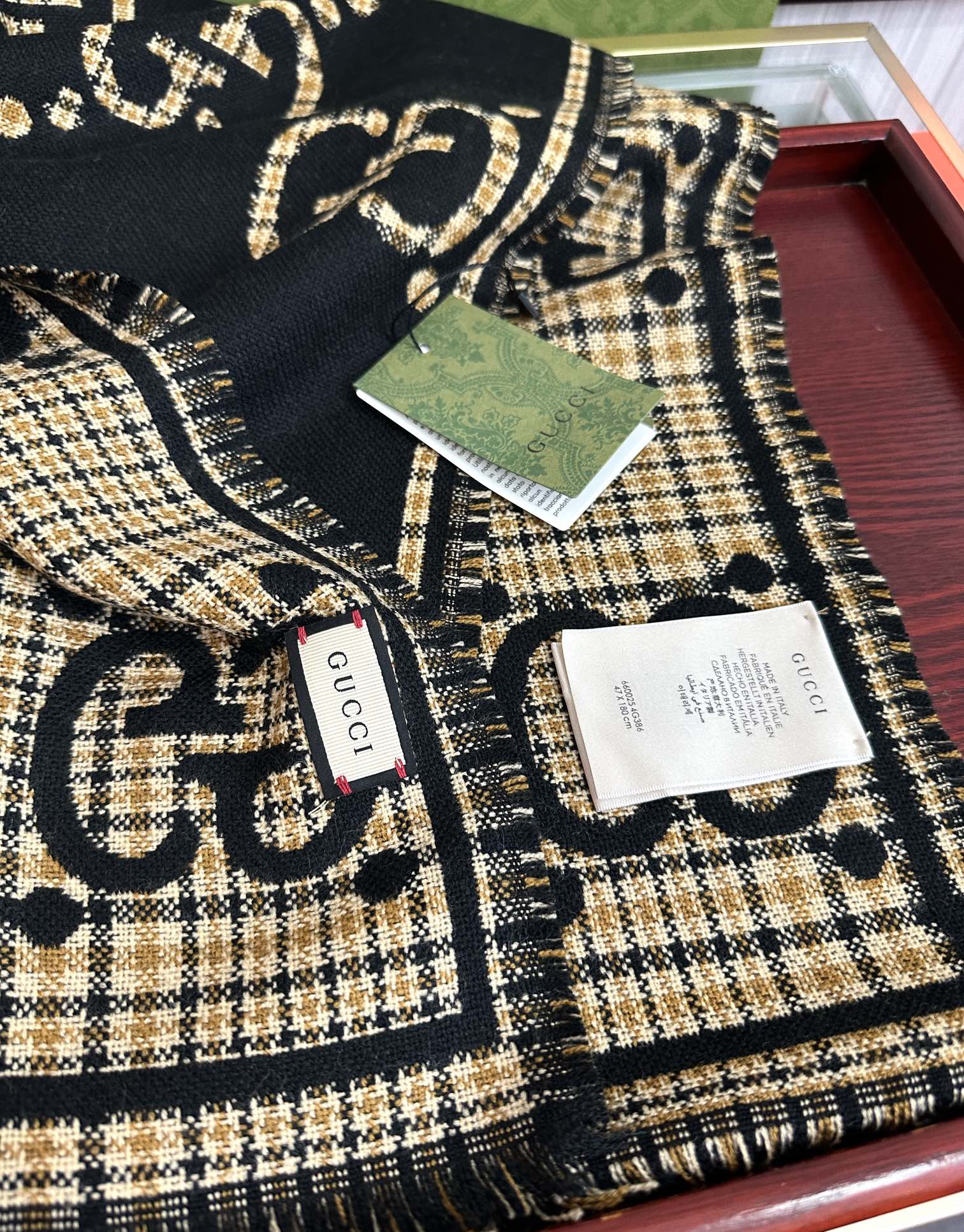 Gucci scarf