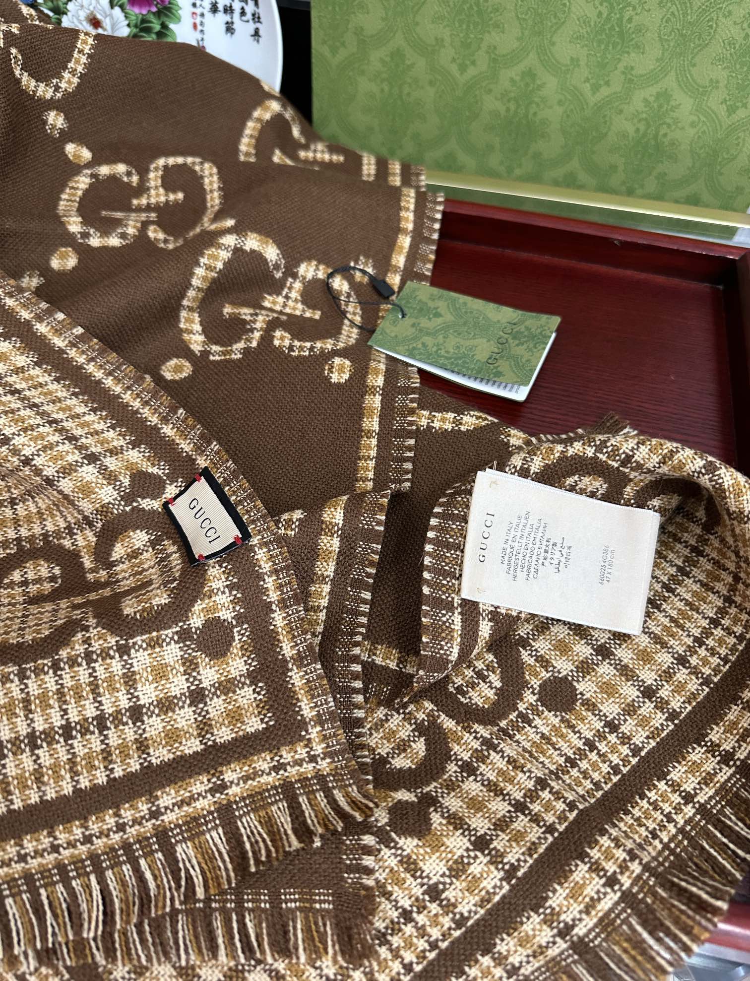 Gucci scarf
