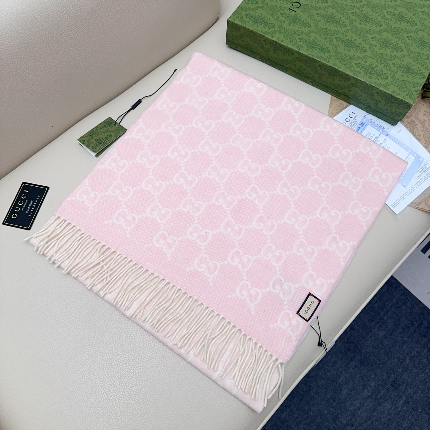 Gucci scarf