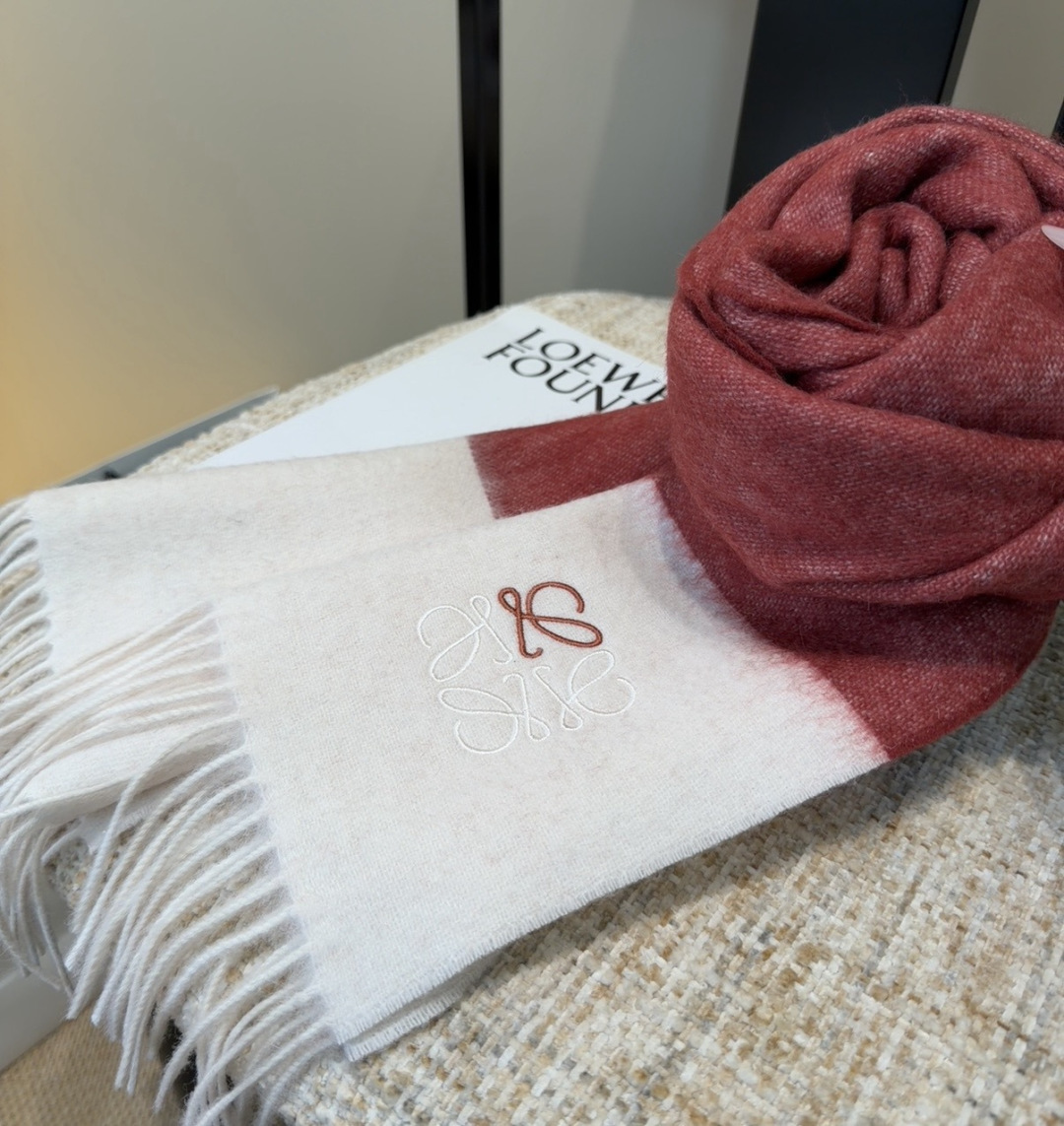Loewe scarf
