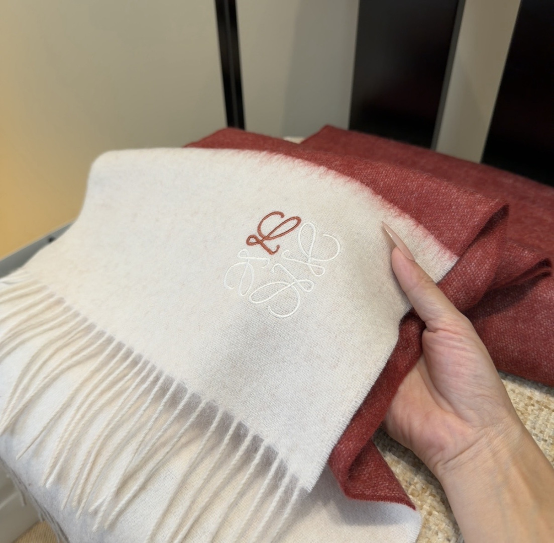 Loewe scarf