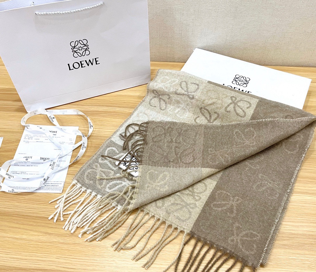 Loewe scarf