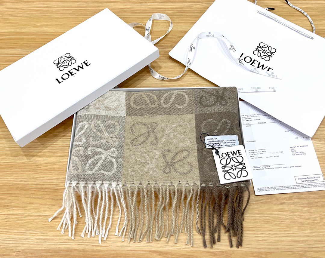 Loewe scarf