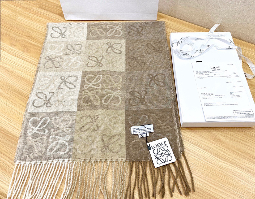 Loewe scarf
