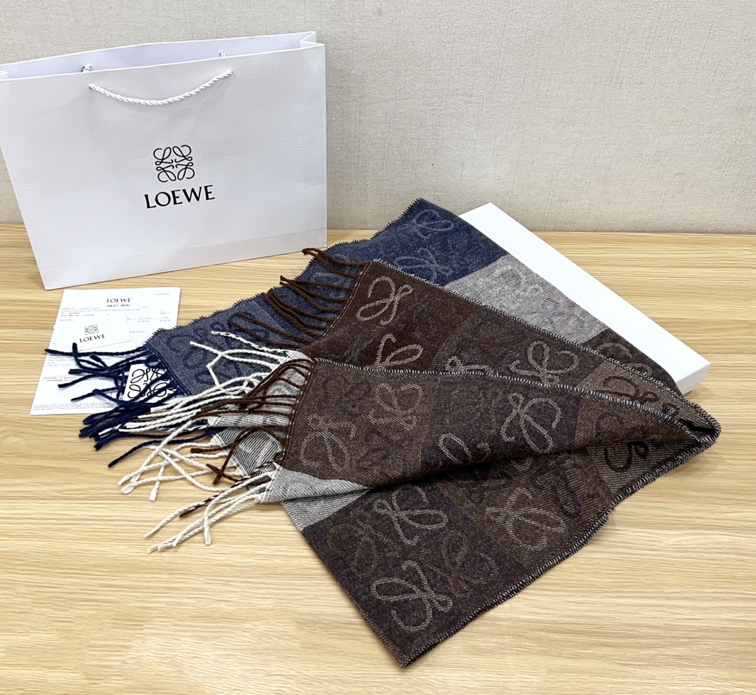 Loewe scarf