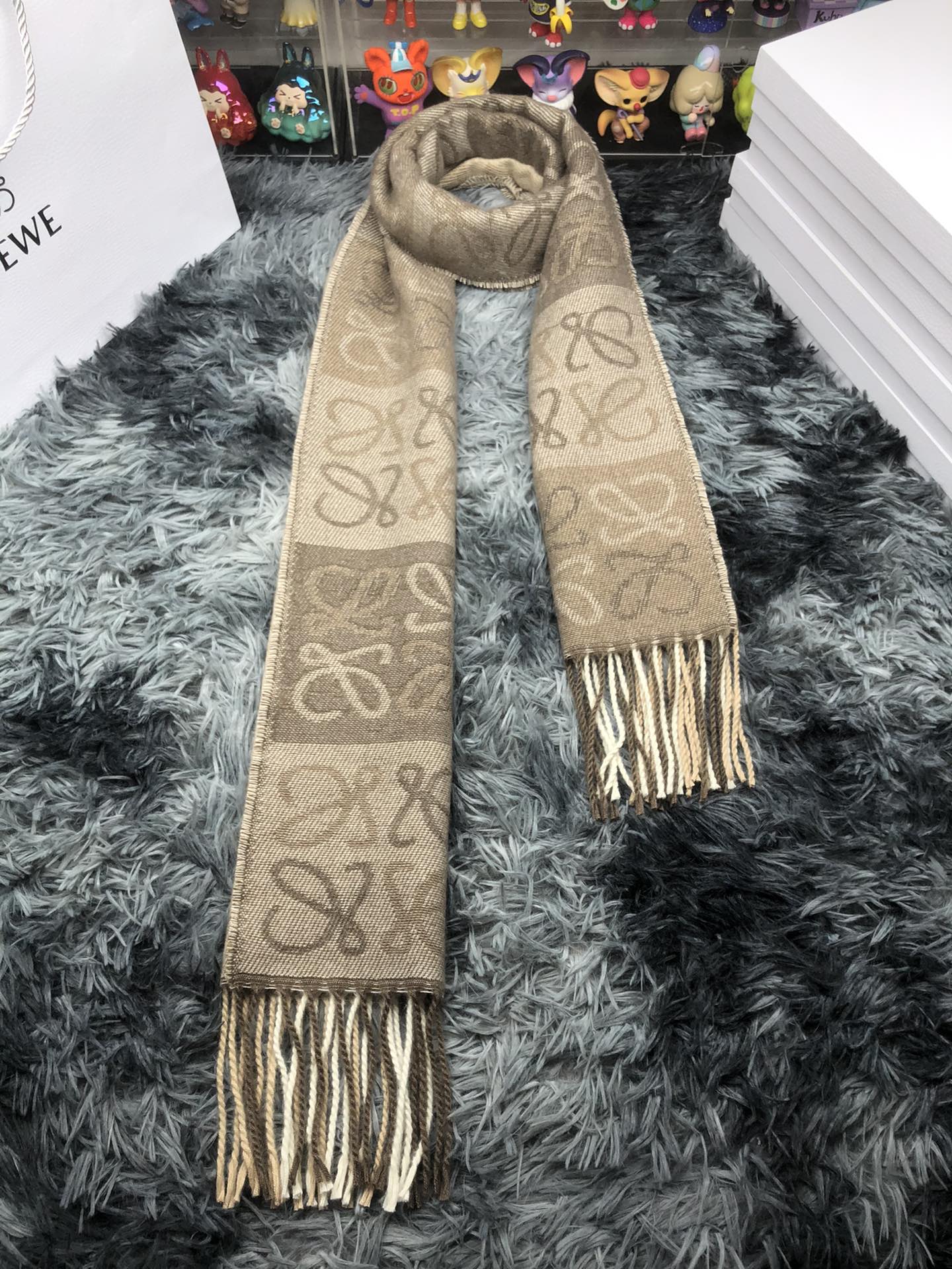 Loewe scarf