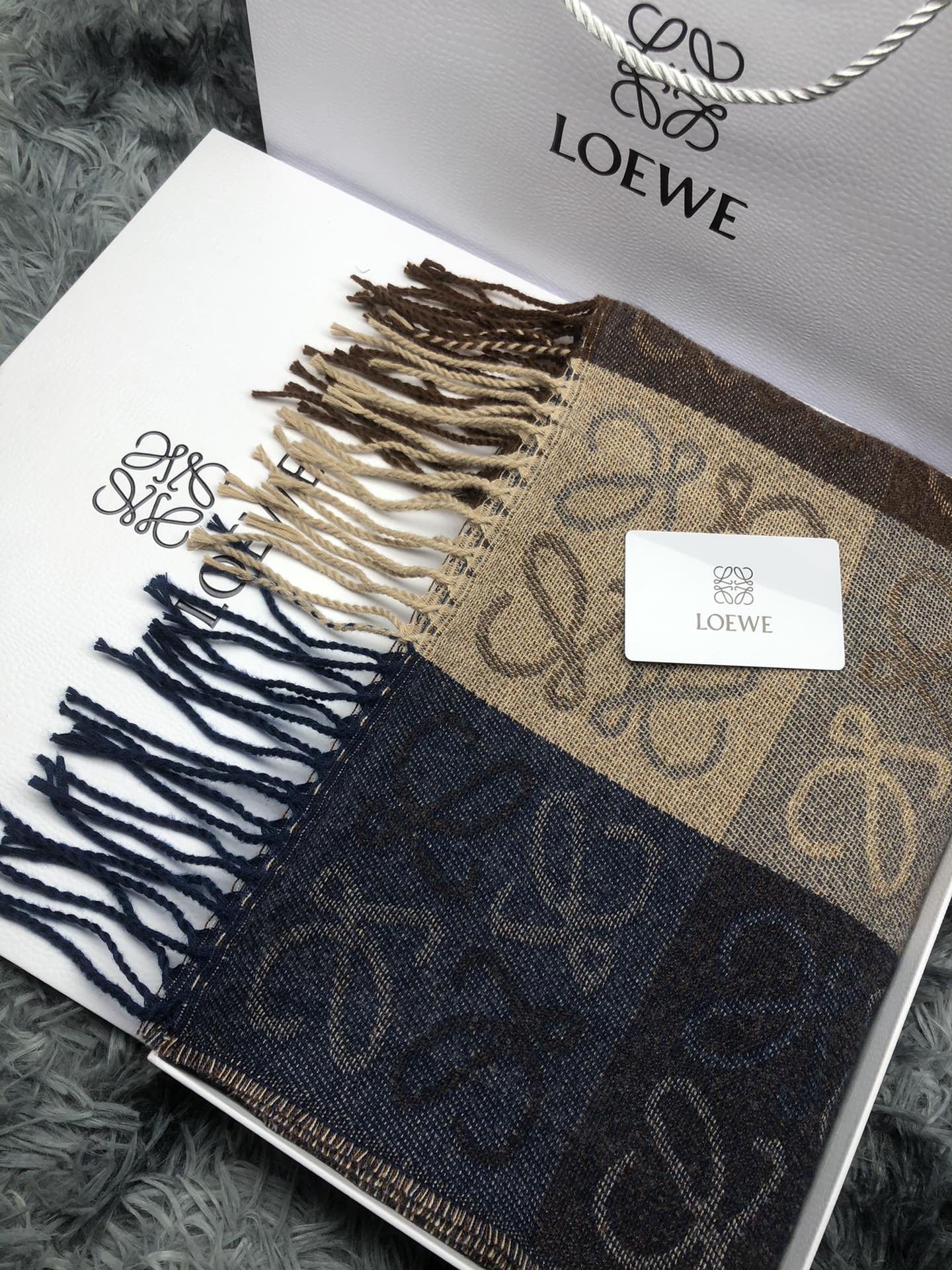 Loewe scarf