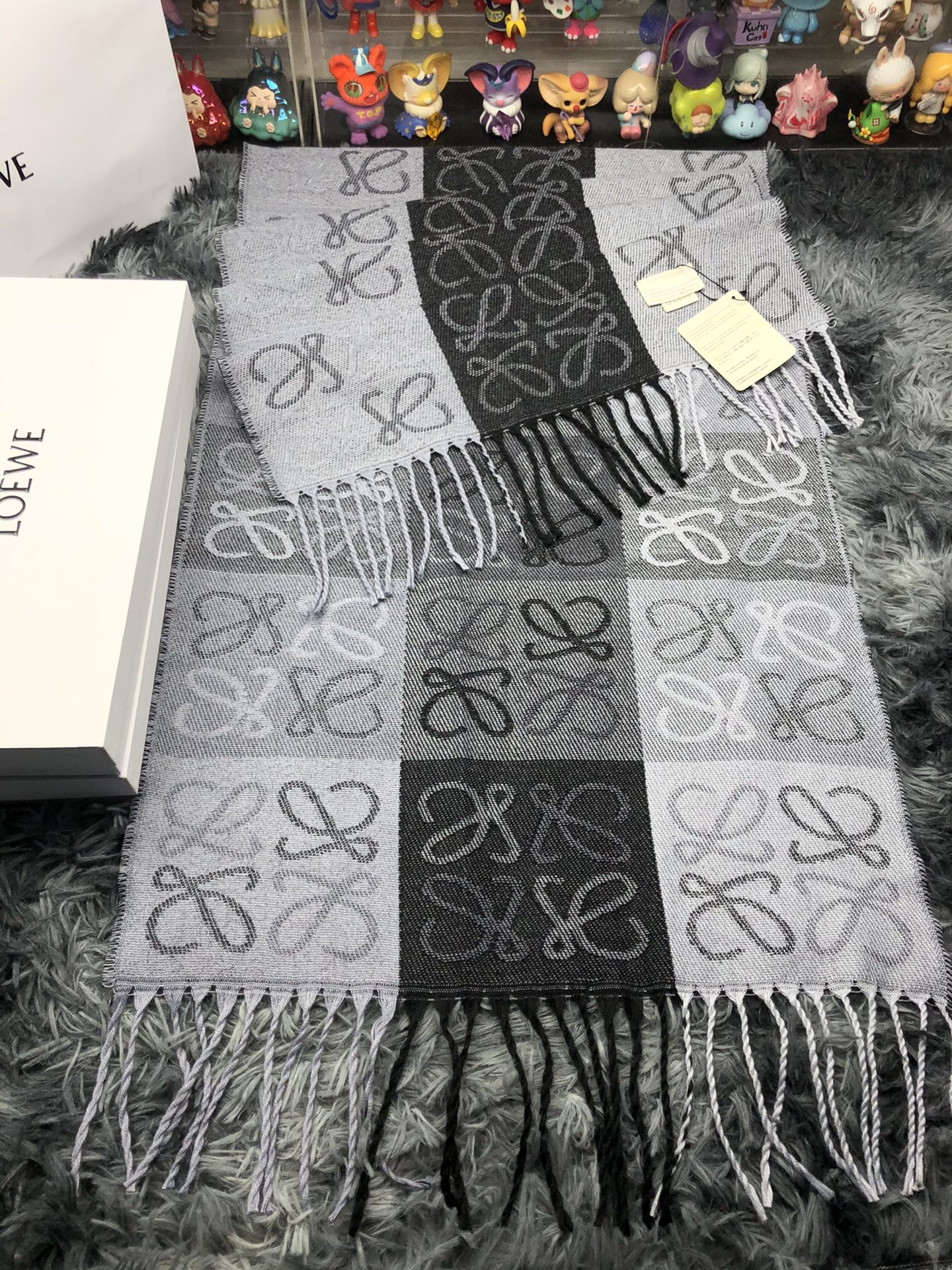 Loewe scarf