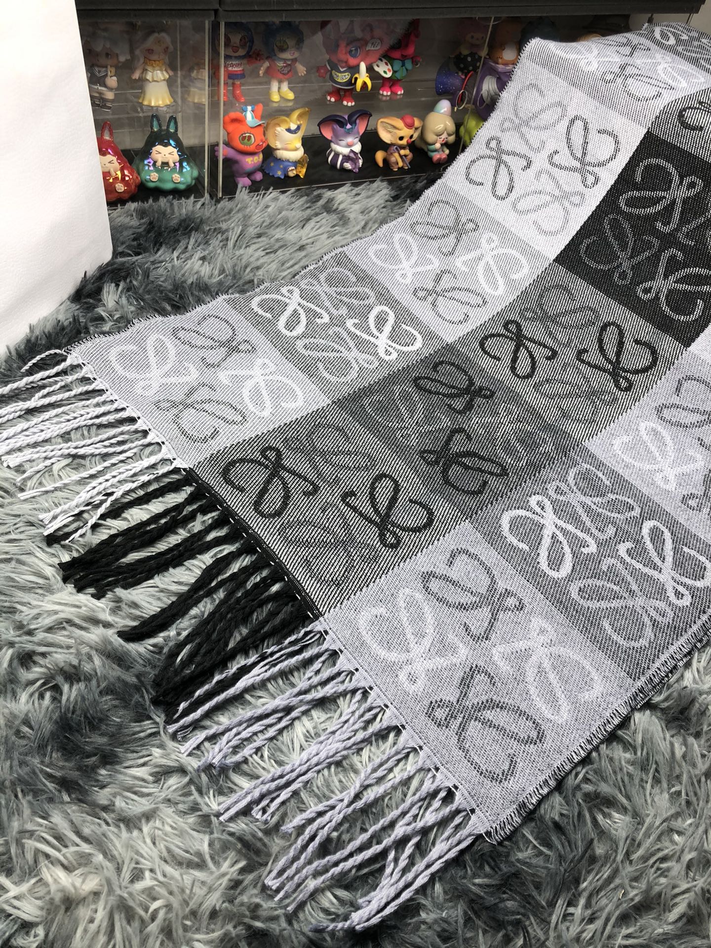 Loewe scarf