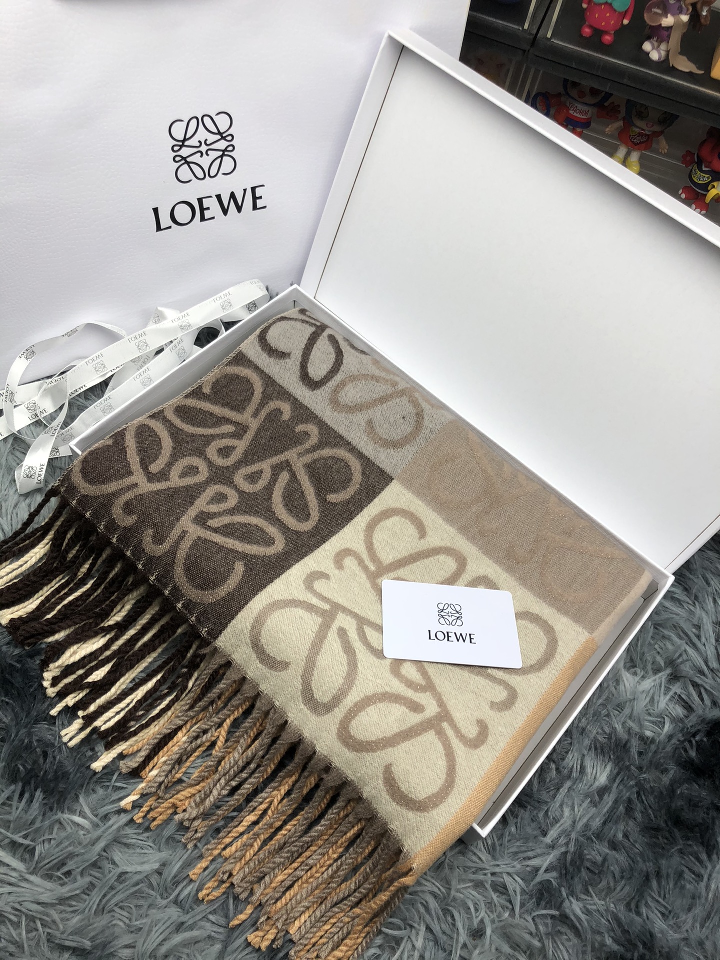 Loewe scarf