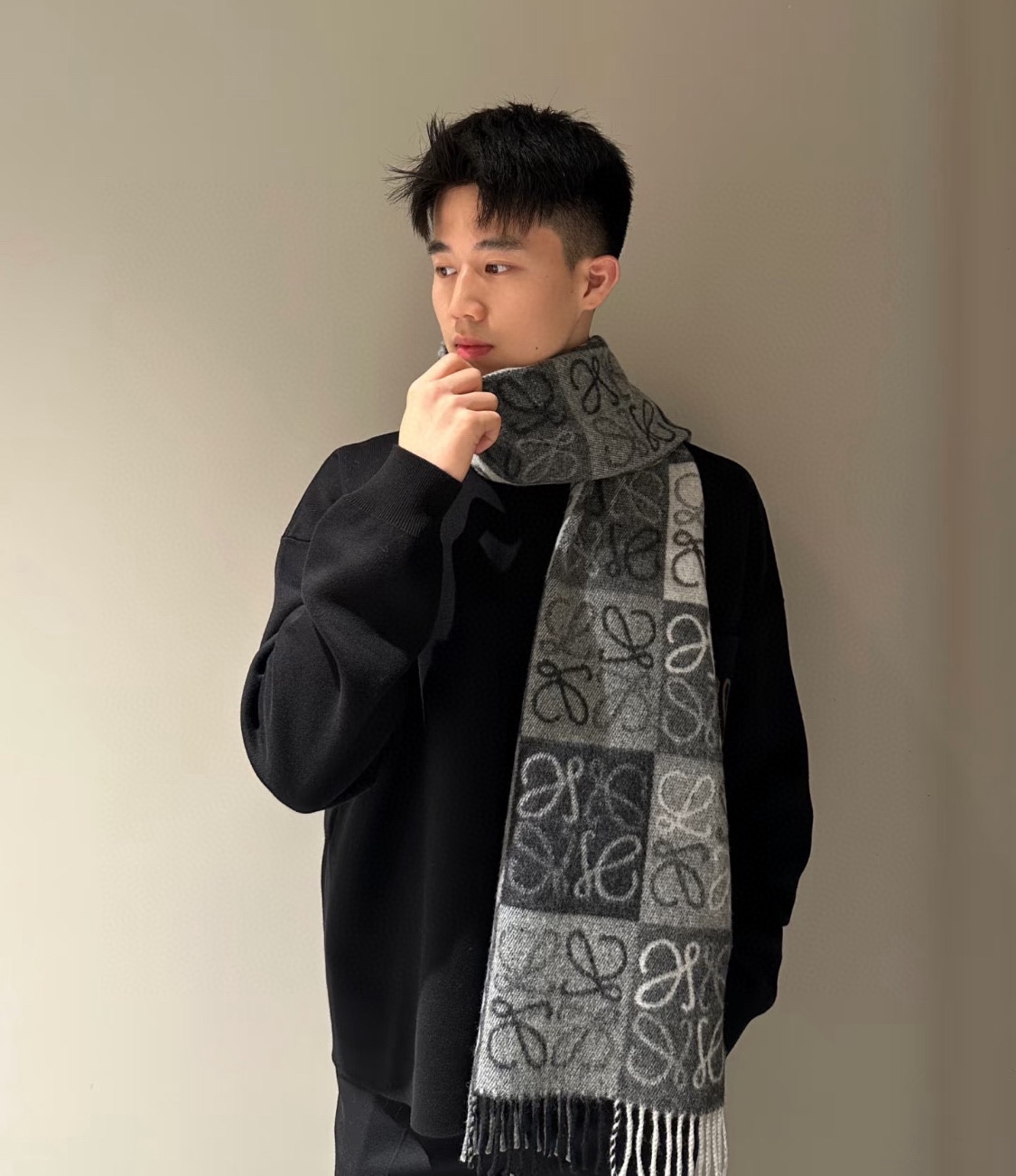 Loewe scarf