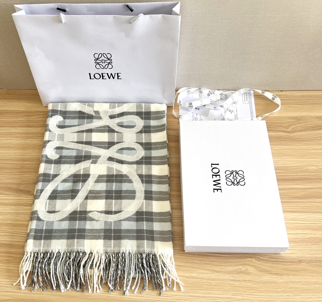Loewe scarf
