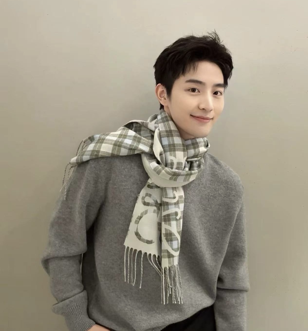 Loewe scarf