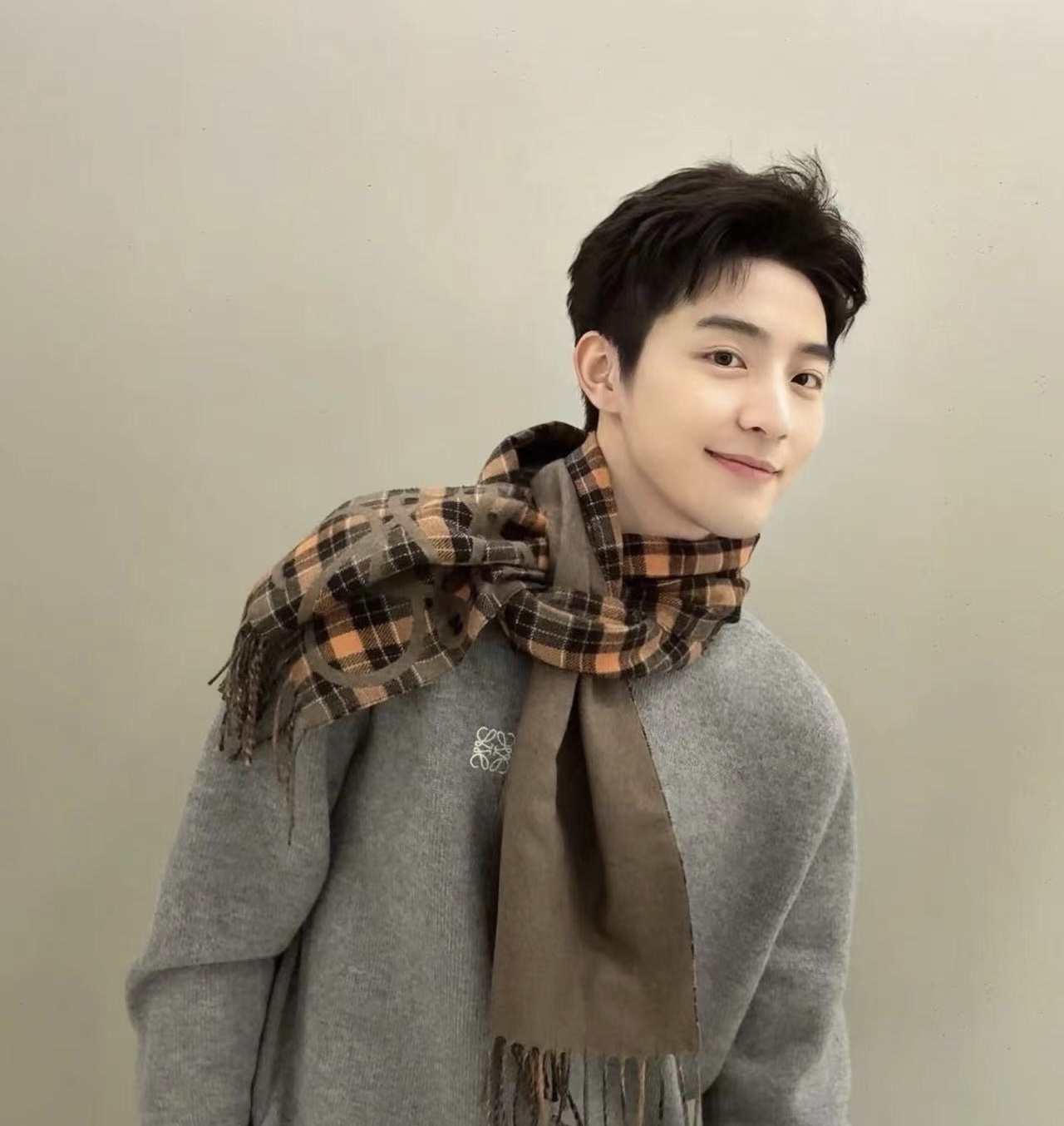 Loewe scarf