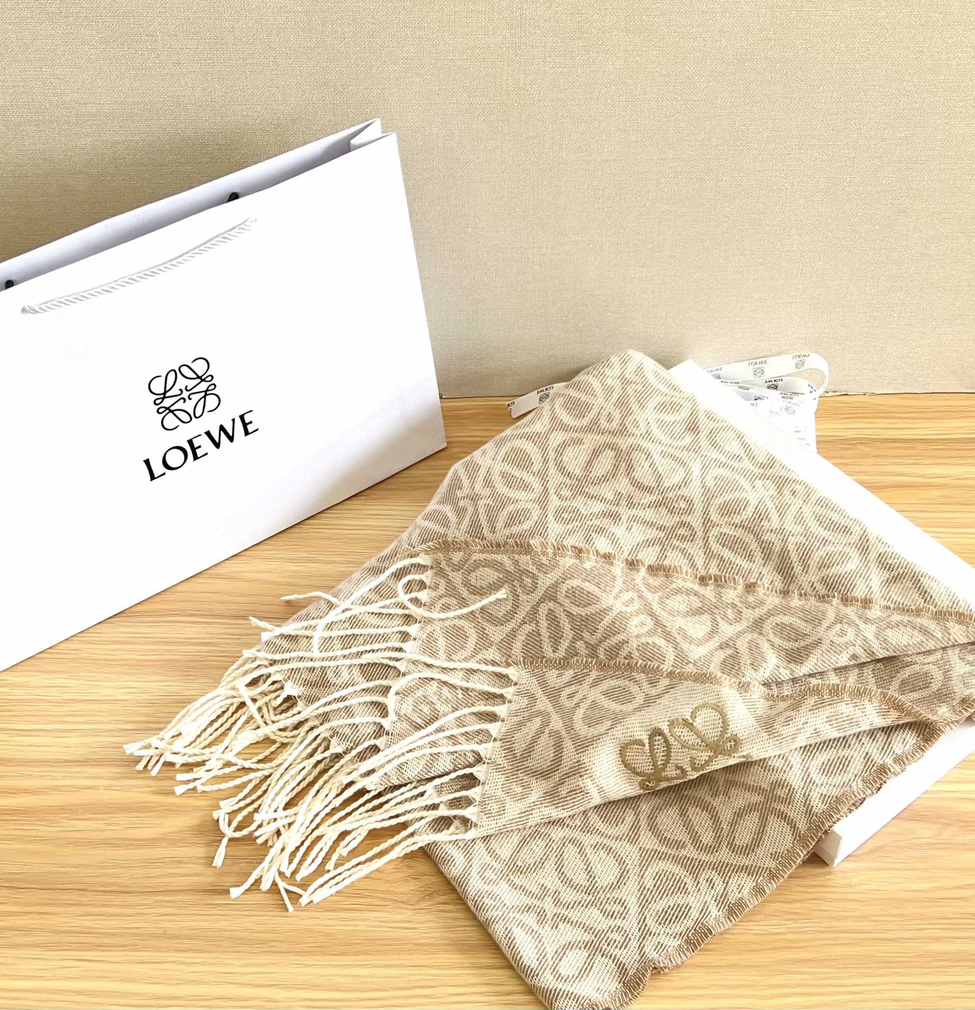 Loewe scarf