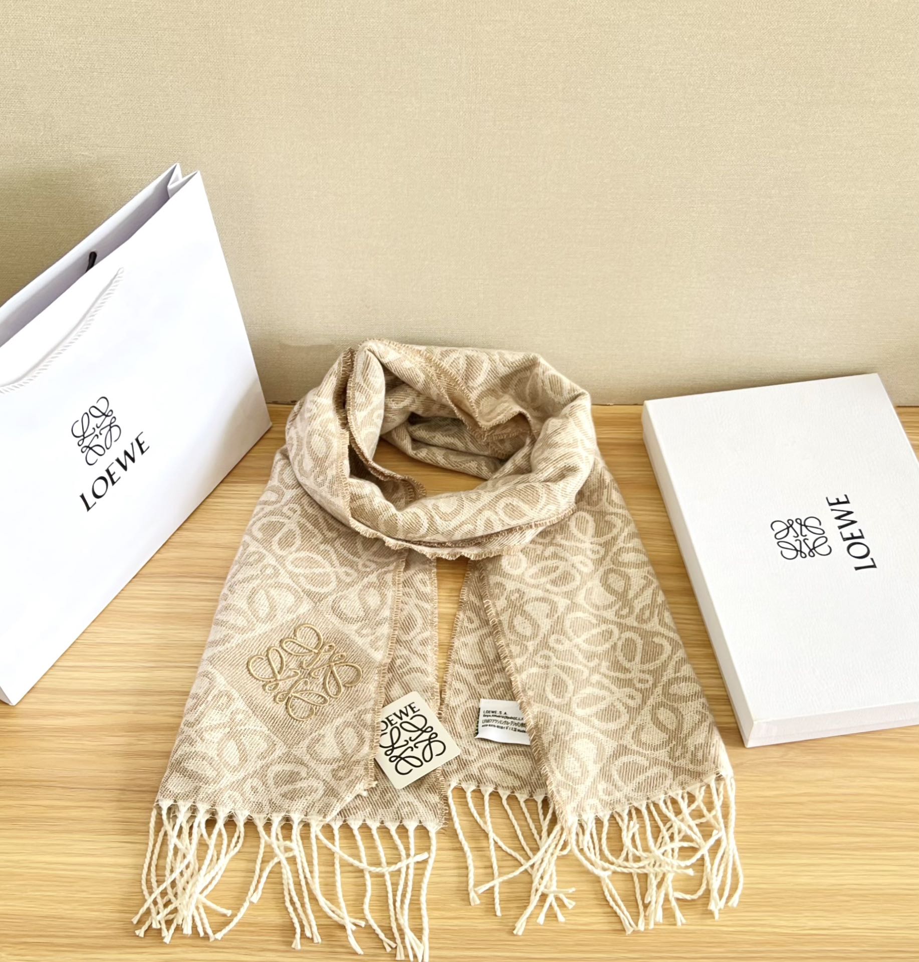 Loewe scarf