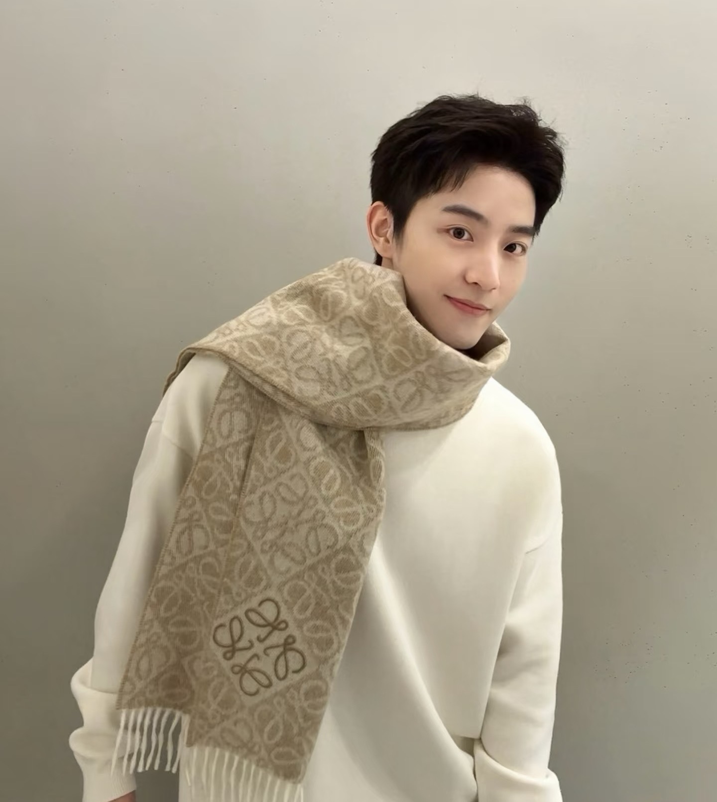 Loewe scarf