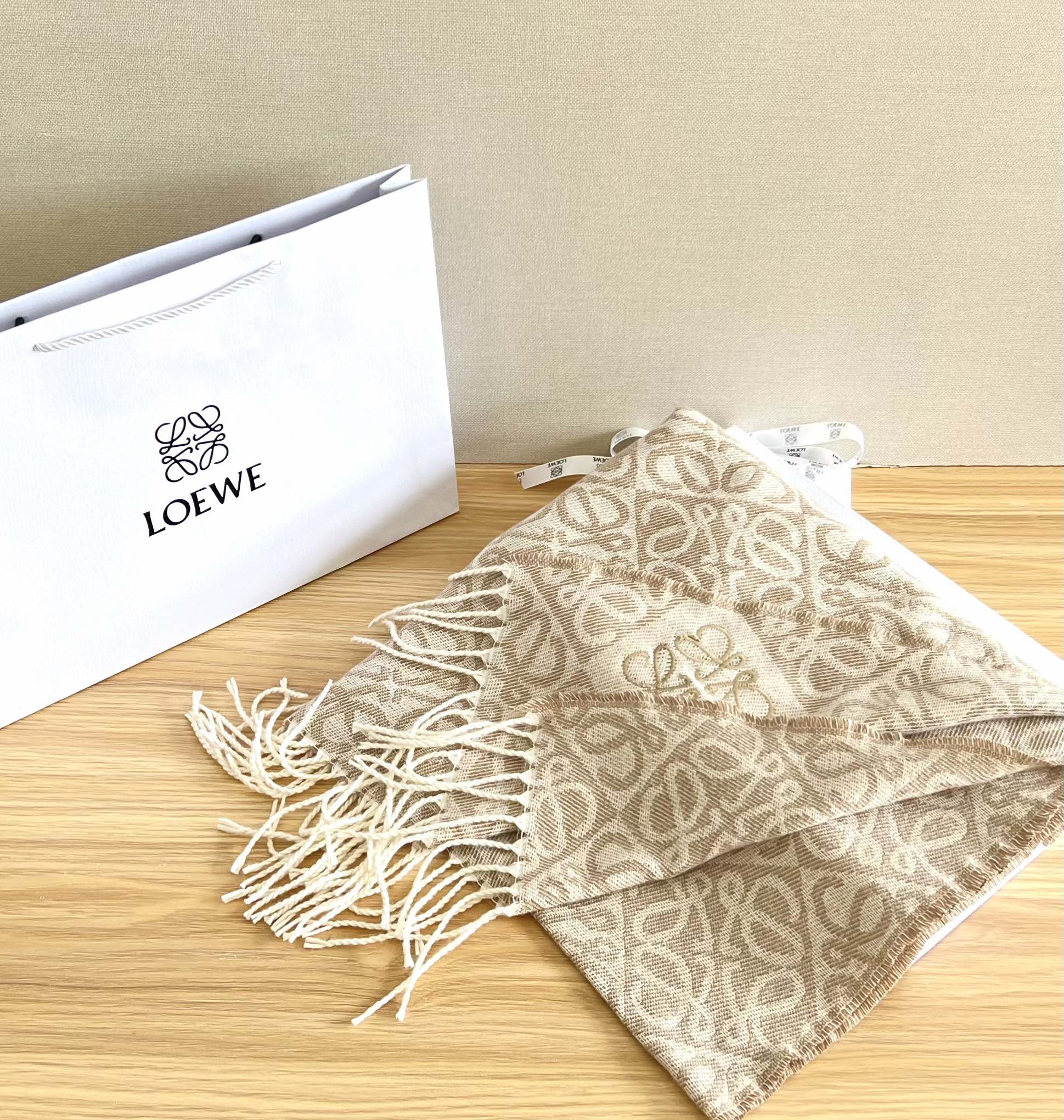 Loewe scarf
