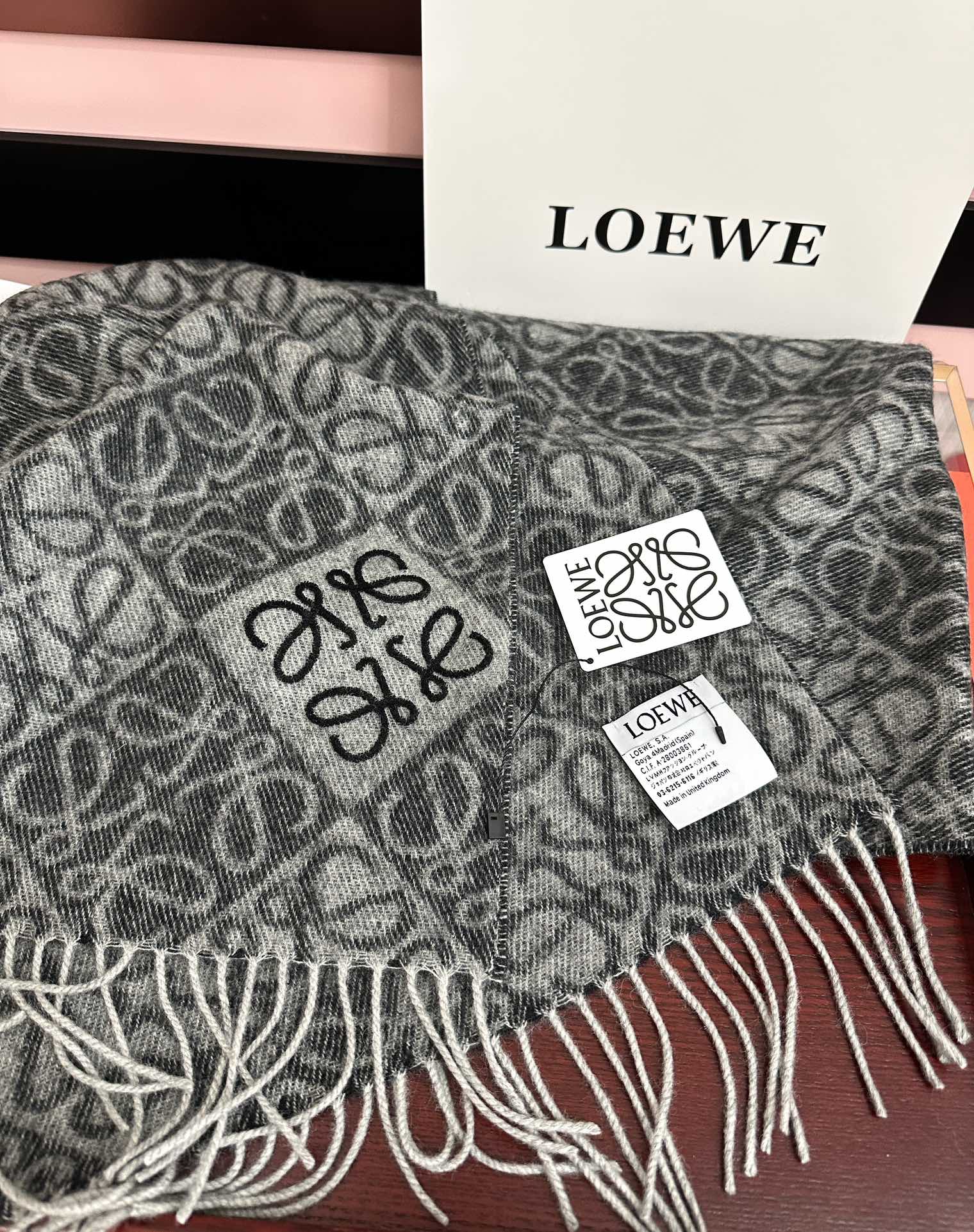 Loewe scarf
