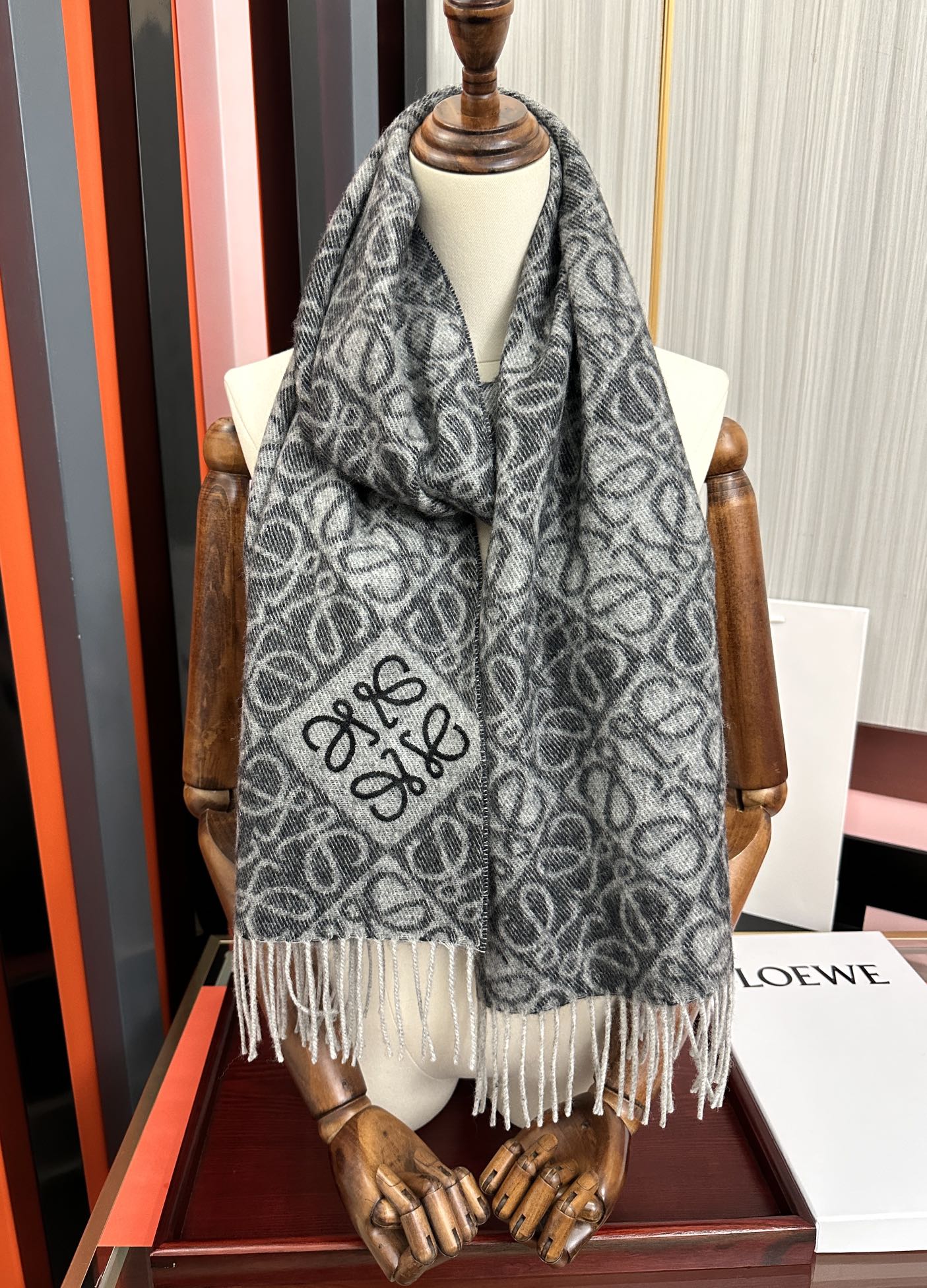 Loewe scarf