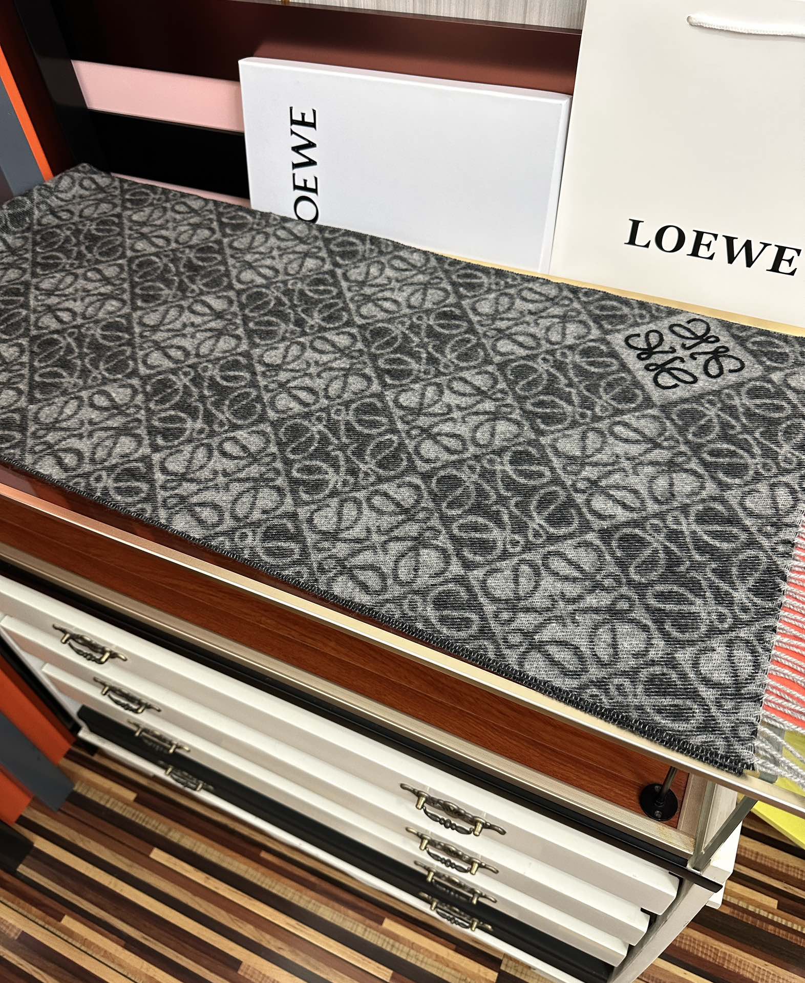 Loewe scarf