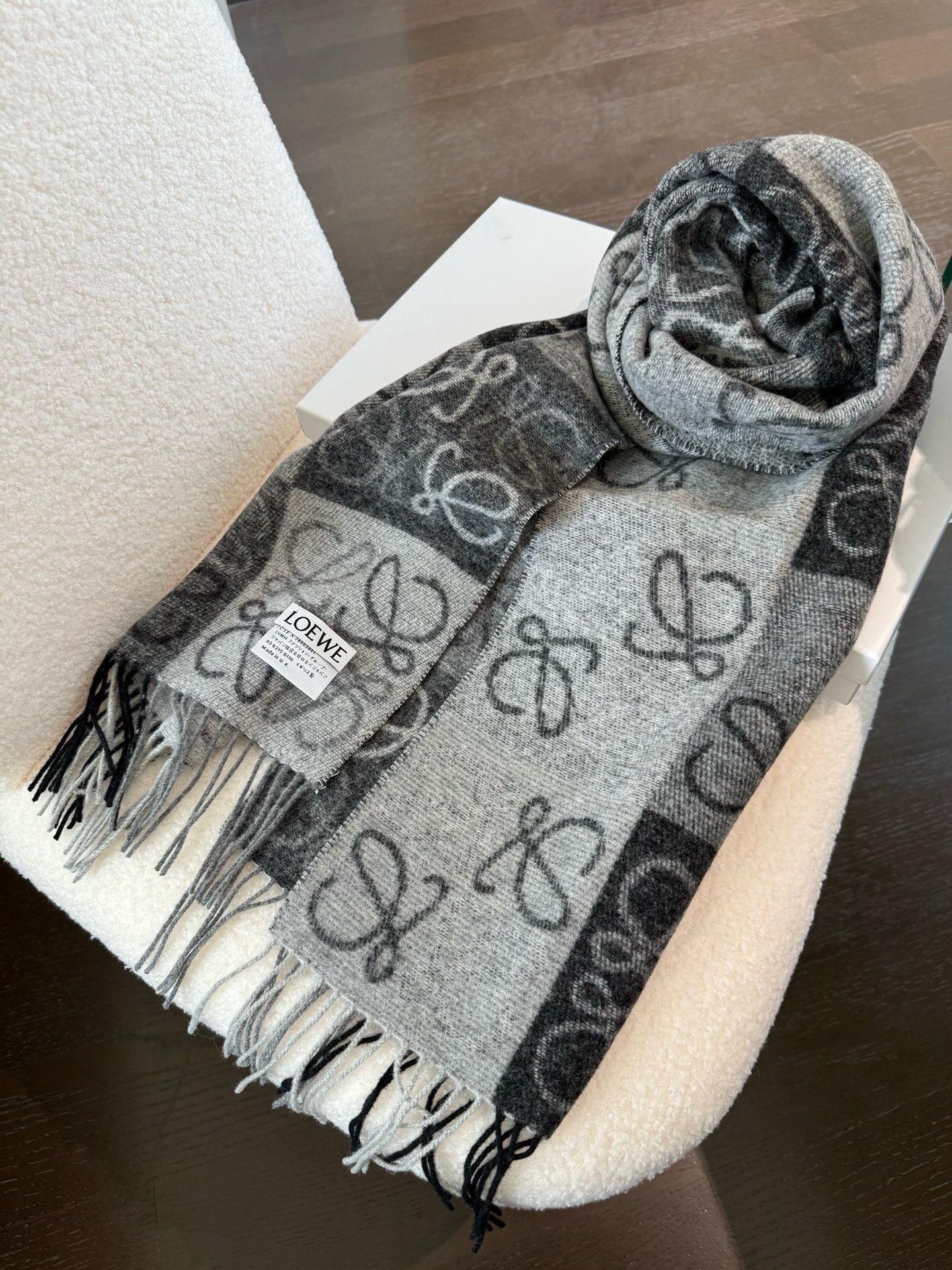 Loewe scarf