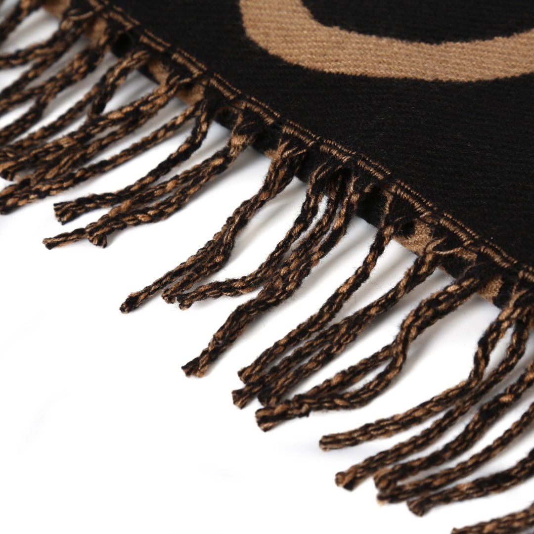 Loewe scarf