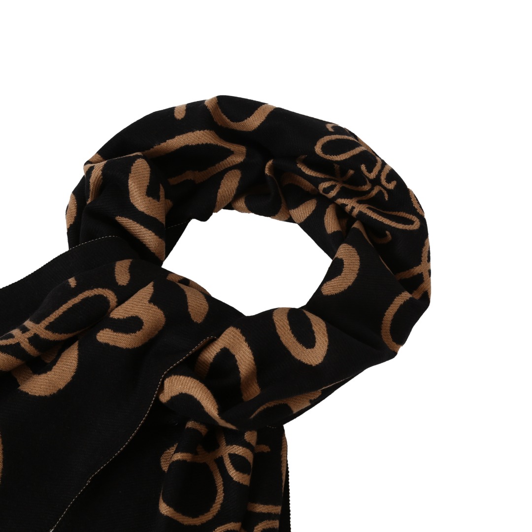Loewe scarf