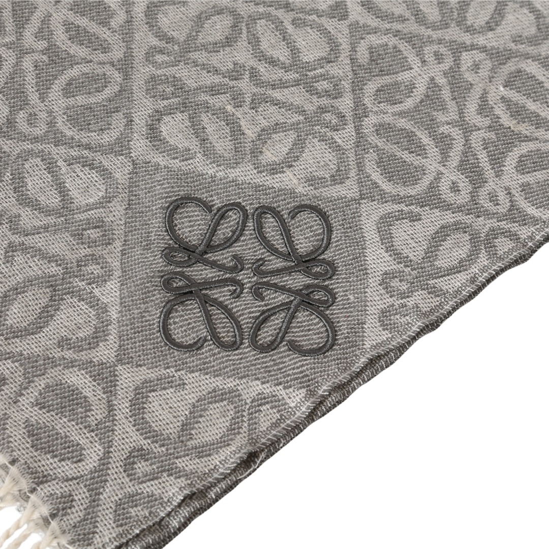 Loewe scarf