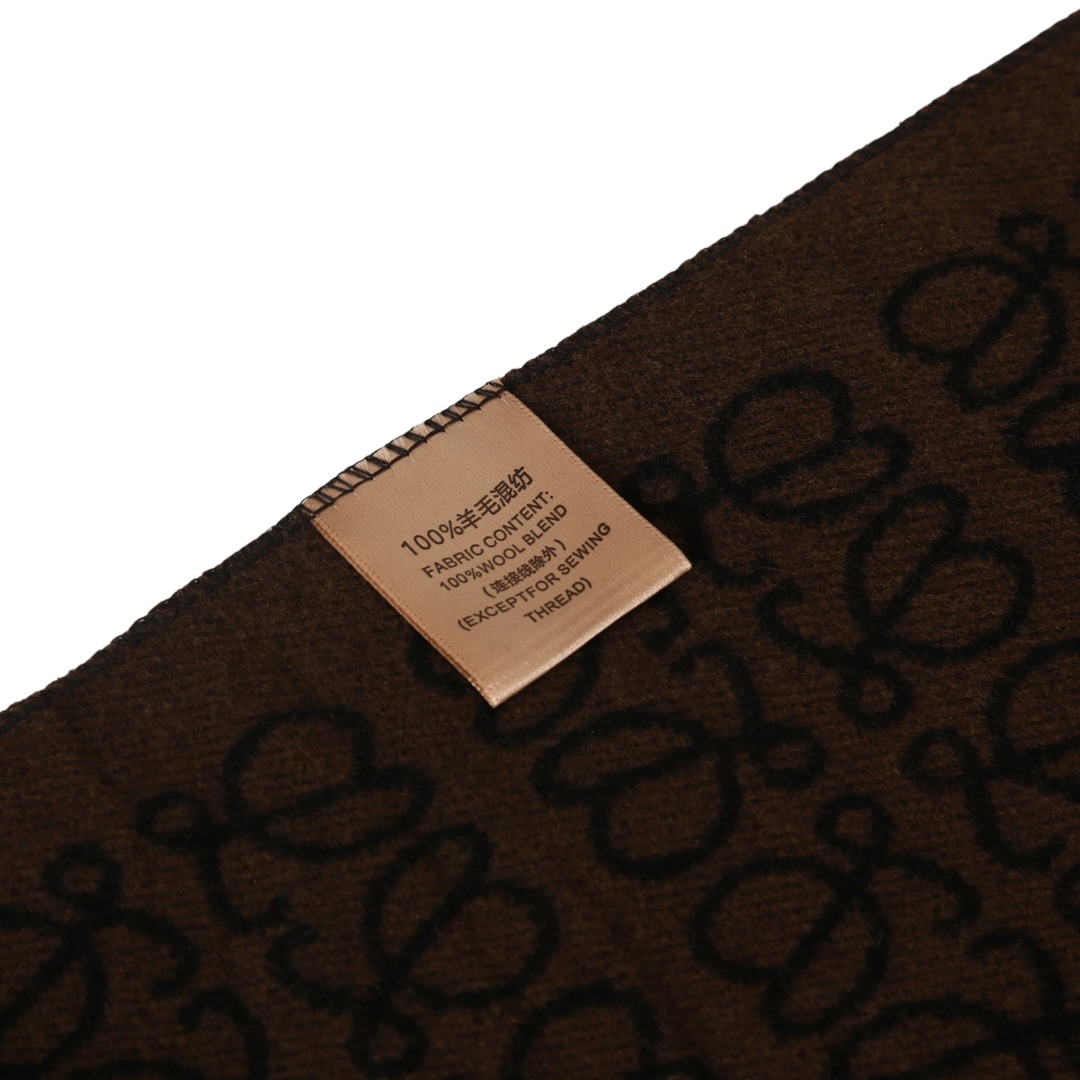 Loewe scarf