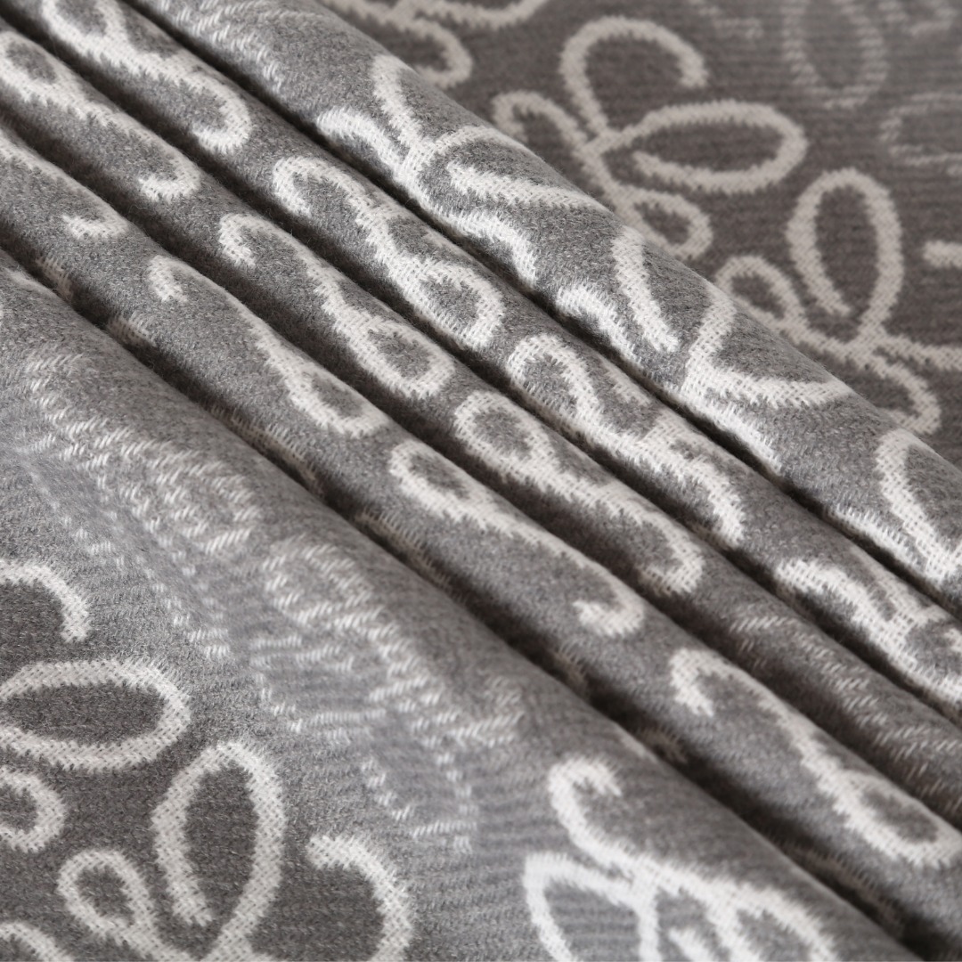 Loewe scarf