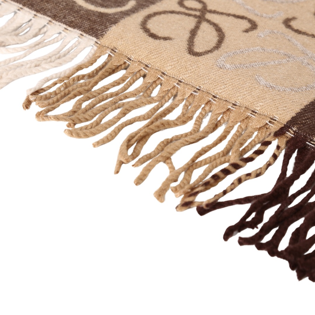Loewe scarf