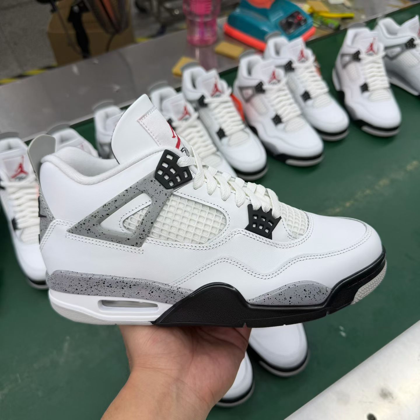 Air Jordan 4