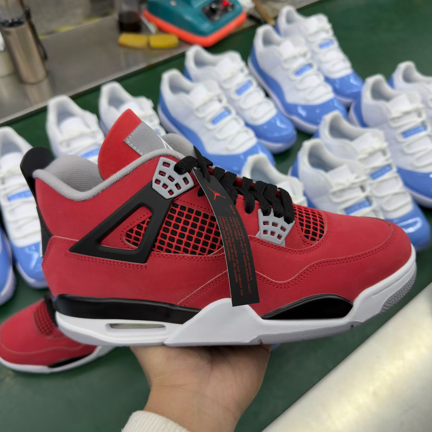 Air Jordan 4