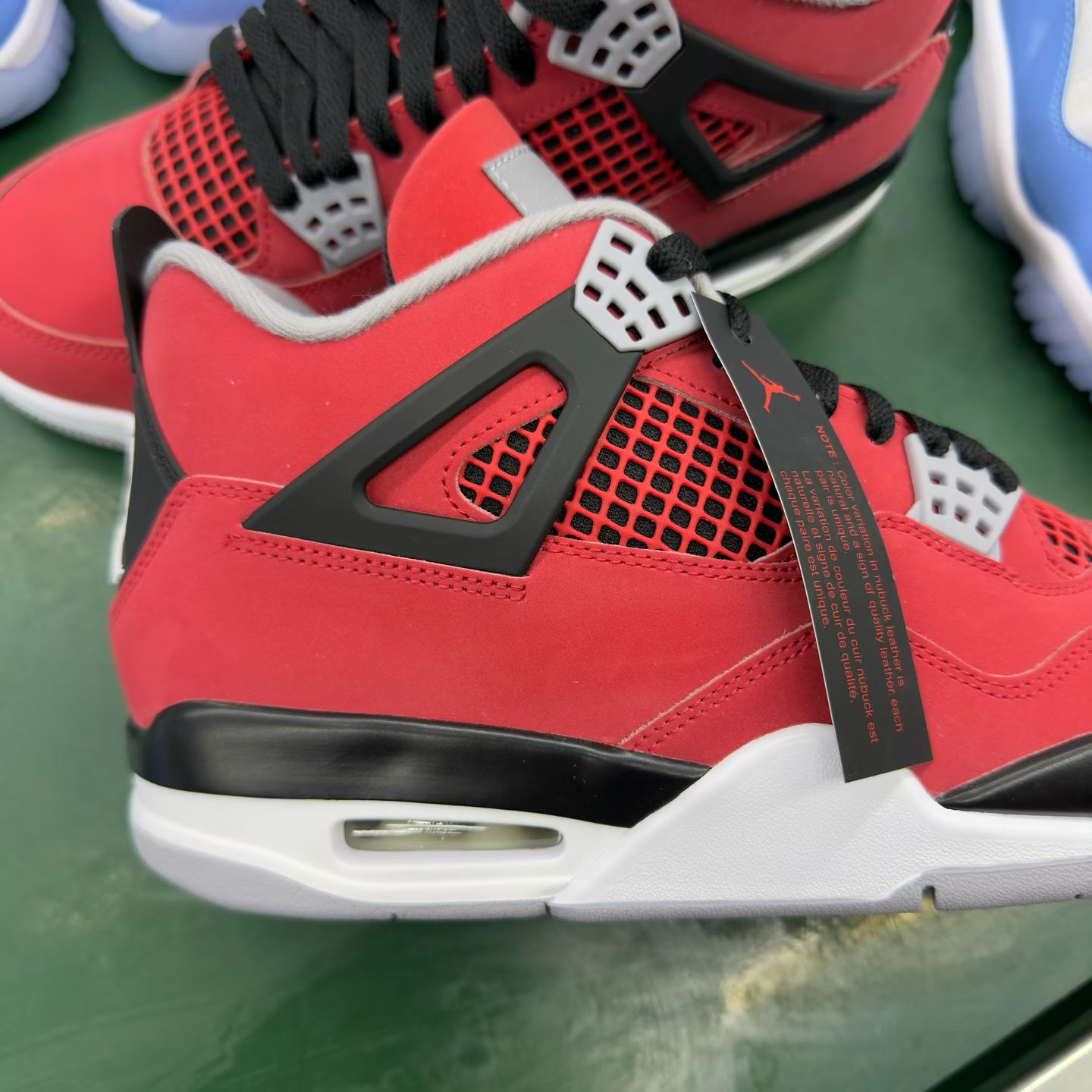 Air Jordan 4