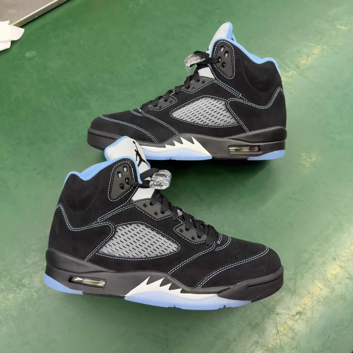 Air Jordan 4