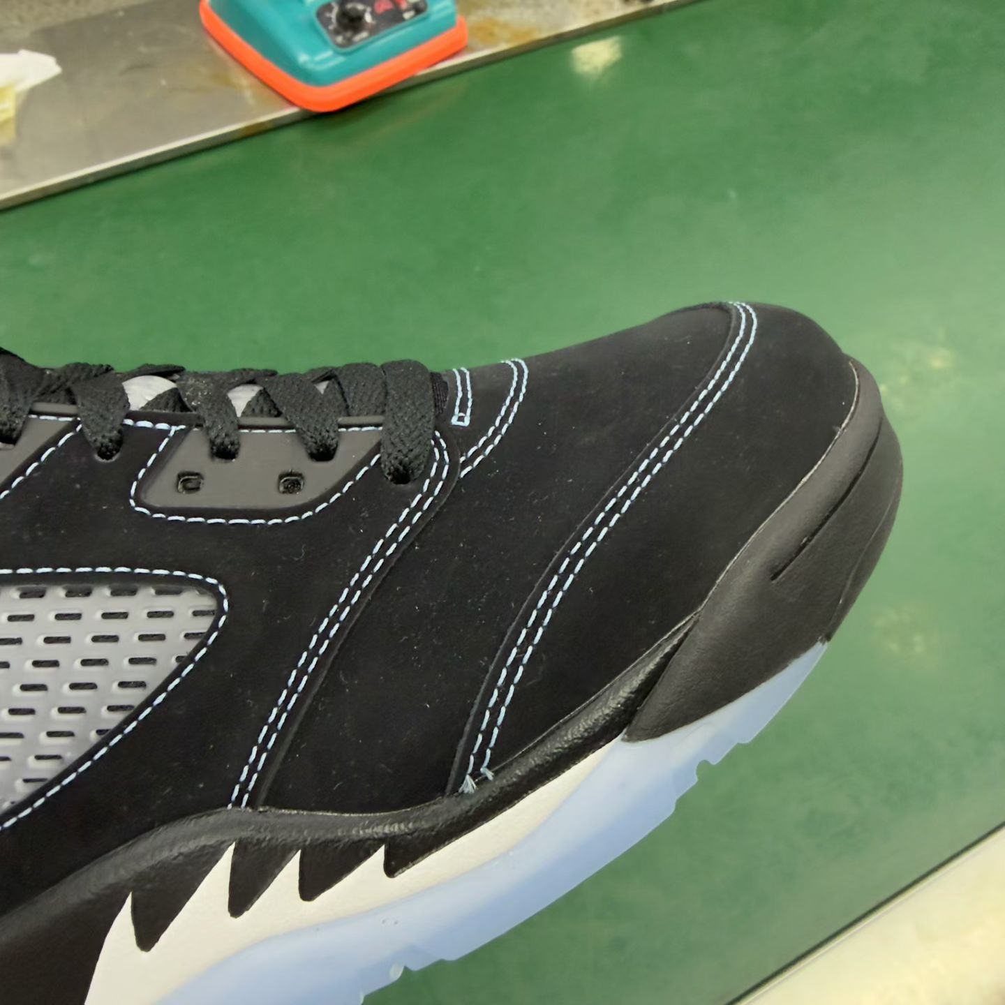 Air Jordan 4