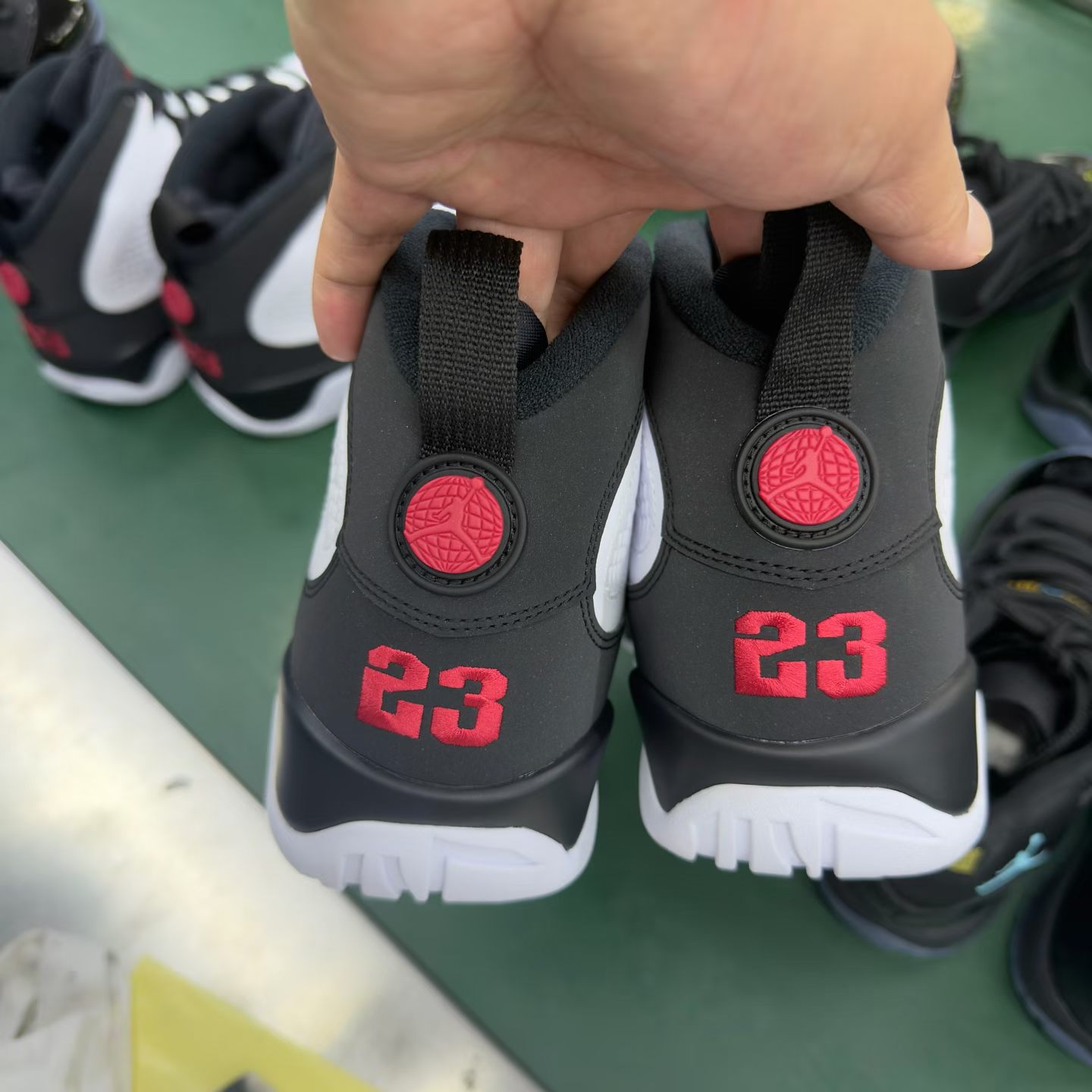Air Jordan 4