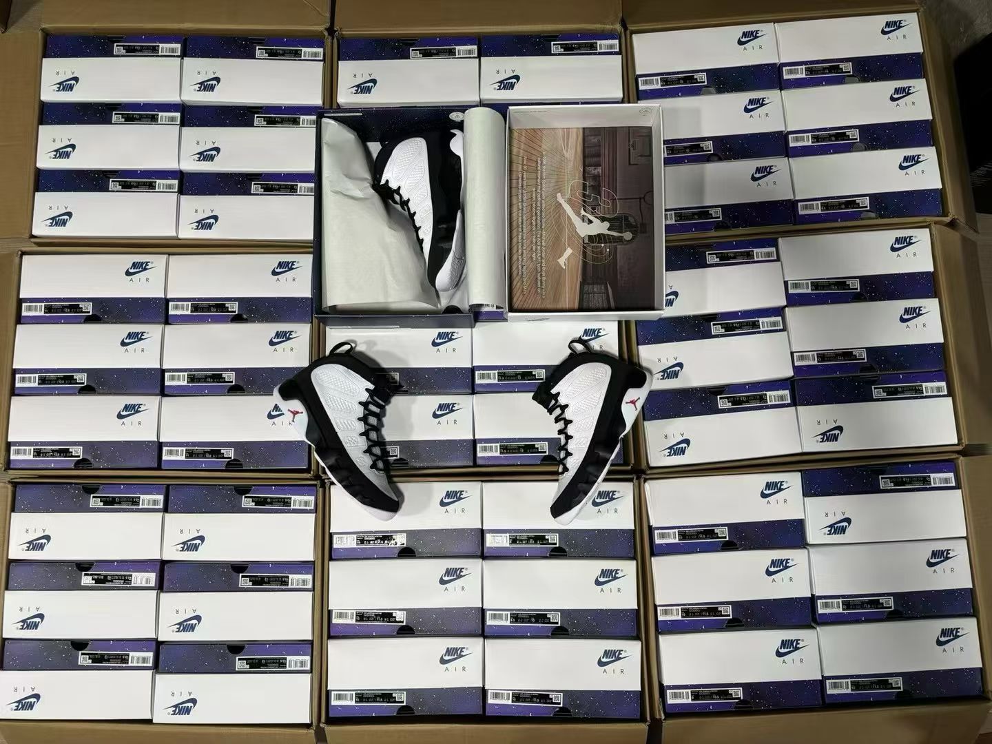 Air Jordan 4