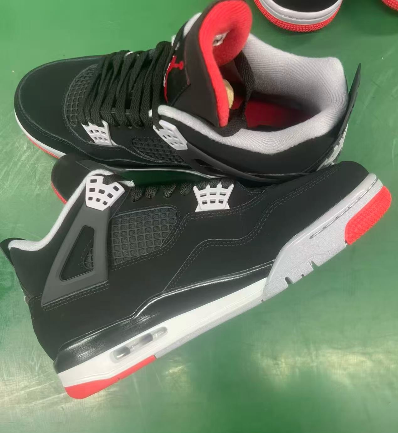 Air Jordan 4
