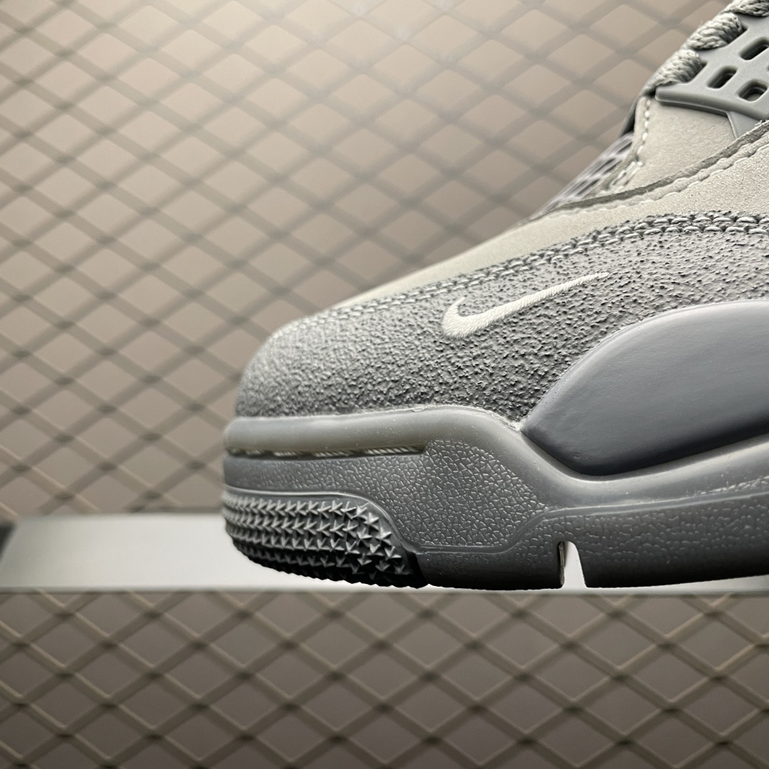 Air Jordan 4