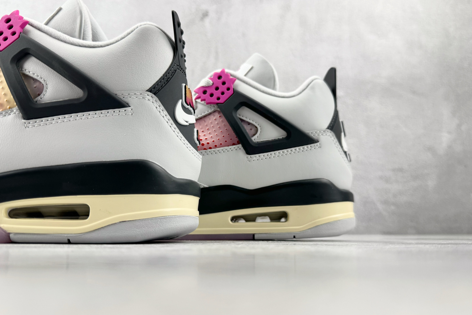 Air Jordan 4