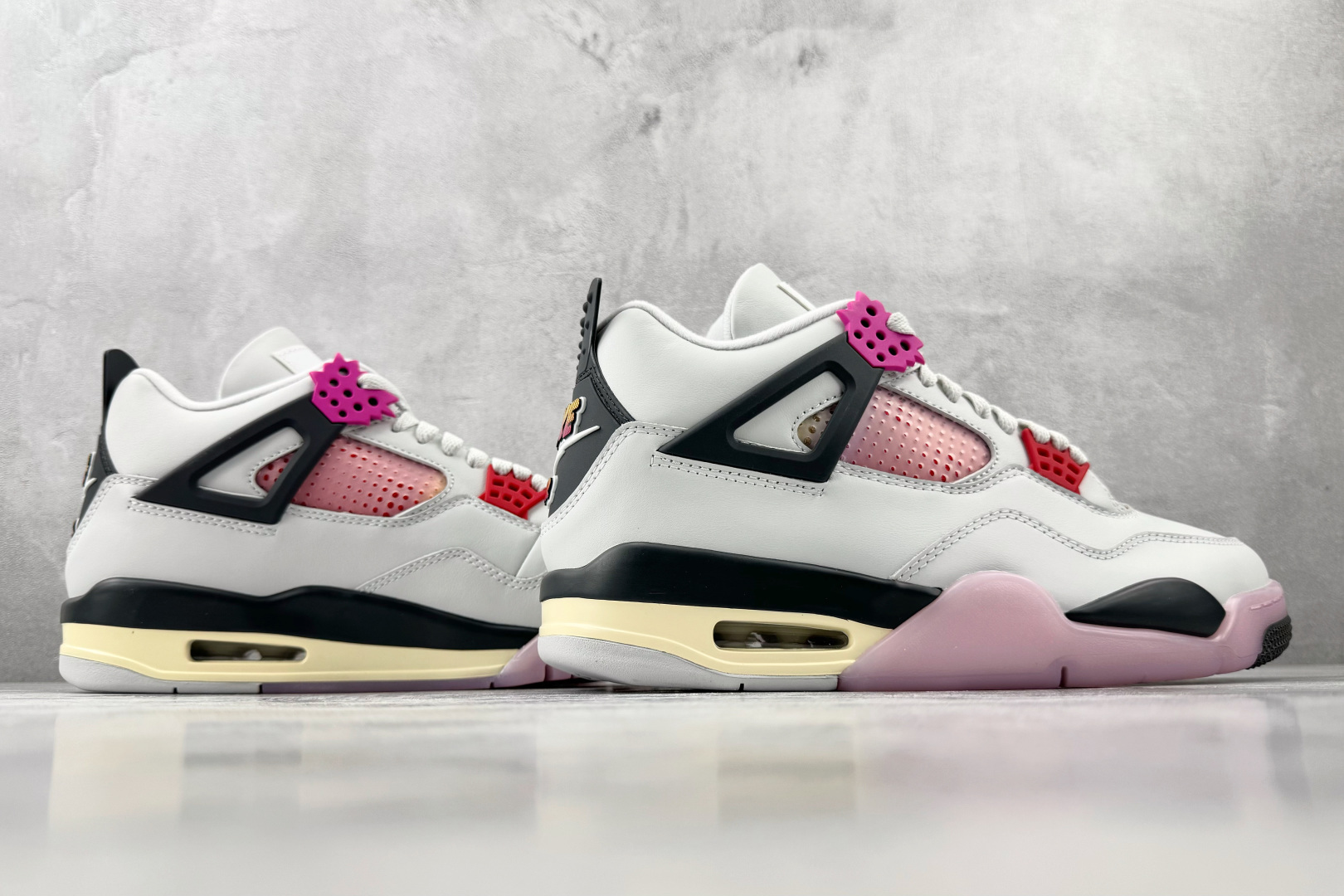 Air Jordan 4