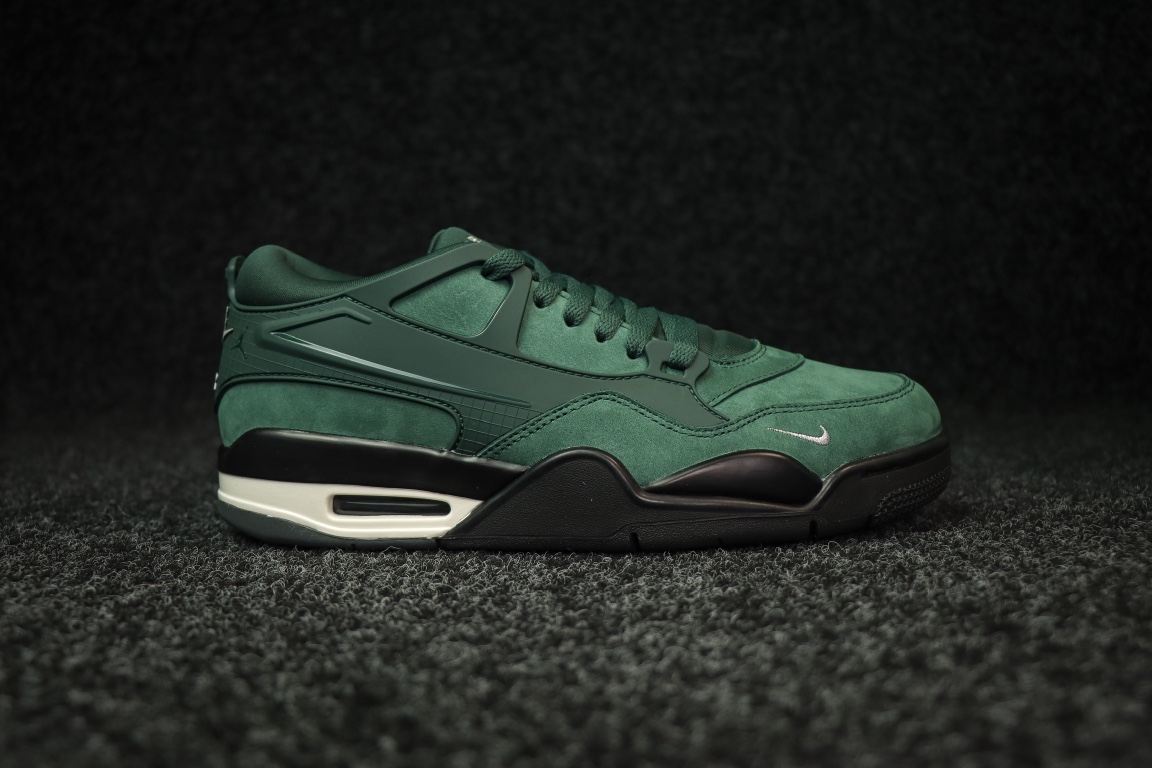 Air Jordan 4