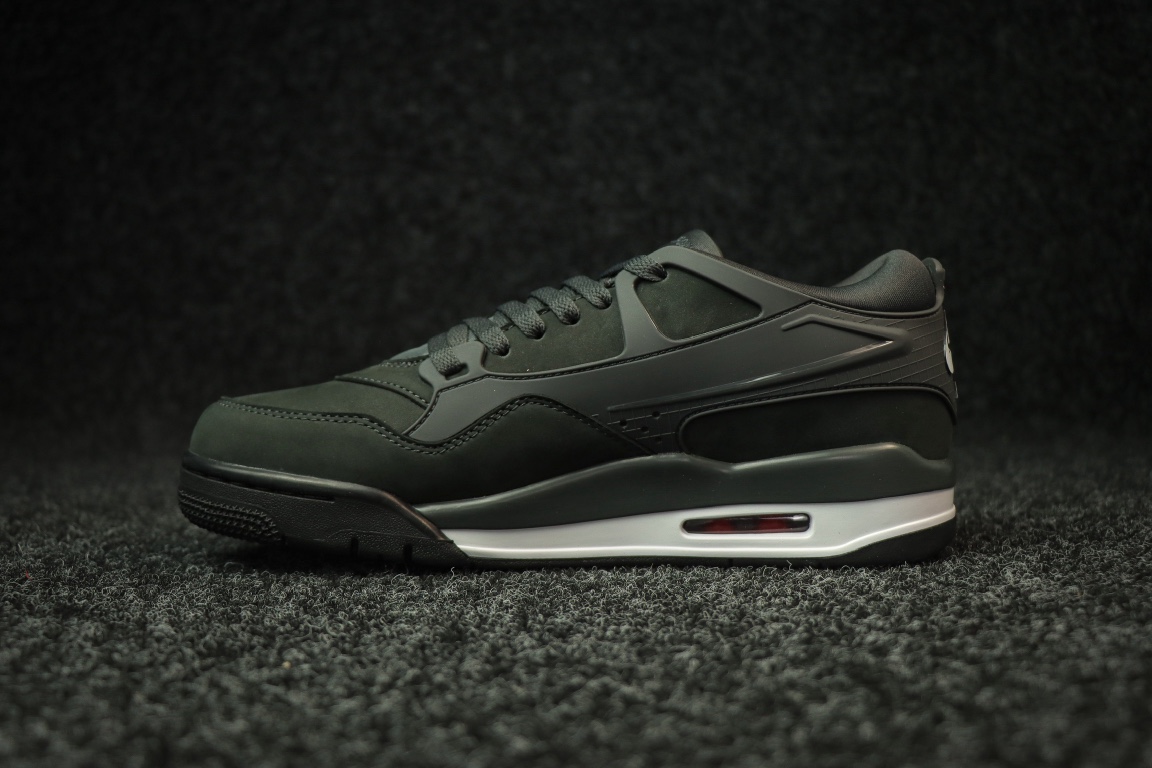 Air Jordan 4